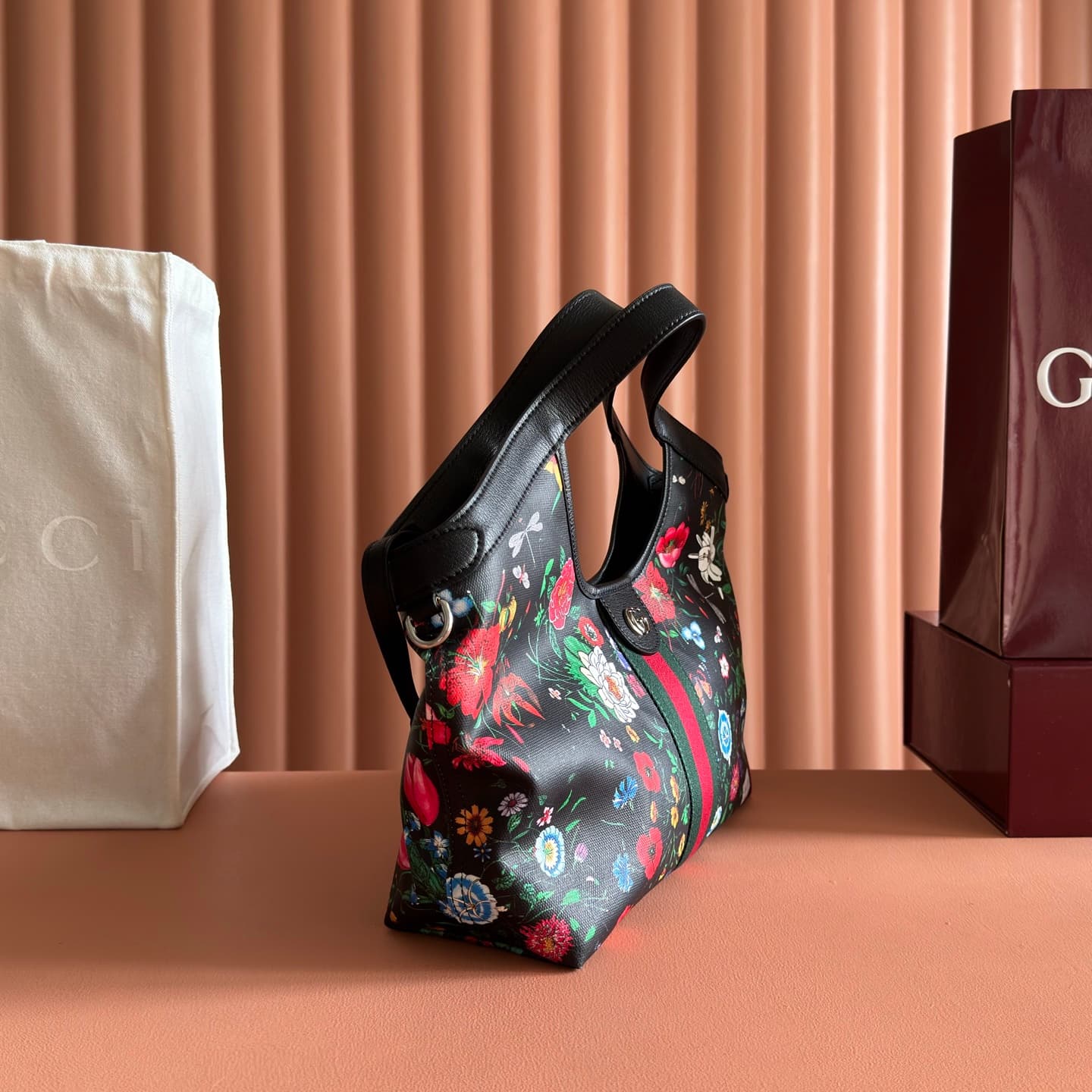 Gucci Giglio Flora tote bag black and multicolor net 860845  High