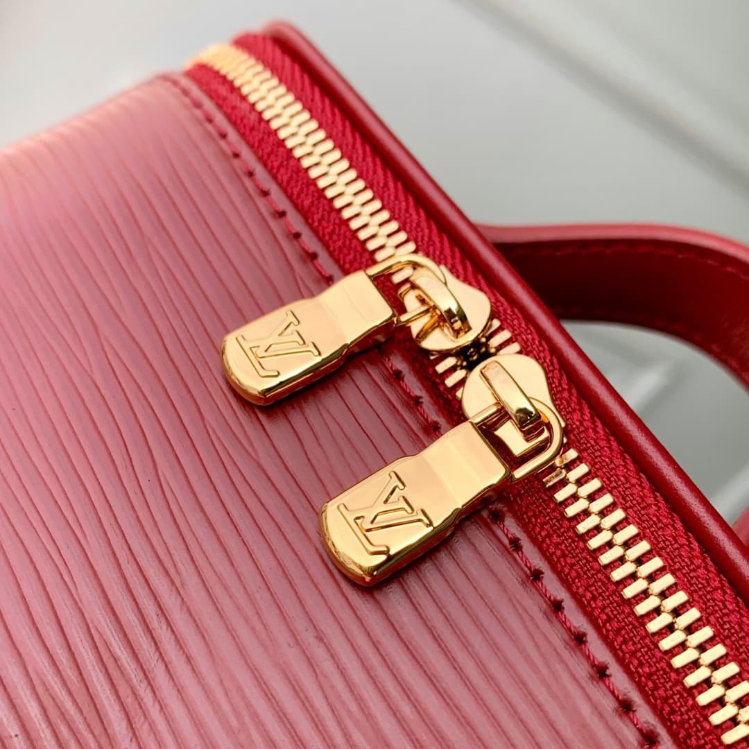 Louis Vuitton Nice Beauty cosmetic bag Epi leather M25688 red high