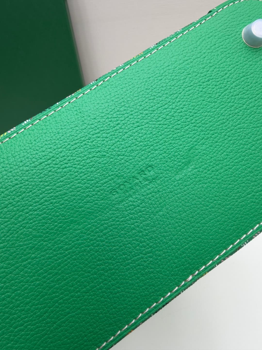 Goyard Vendôme mini bag in Goyardine coated canvas Green High