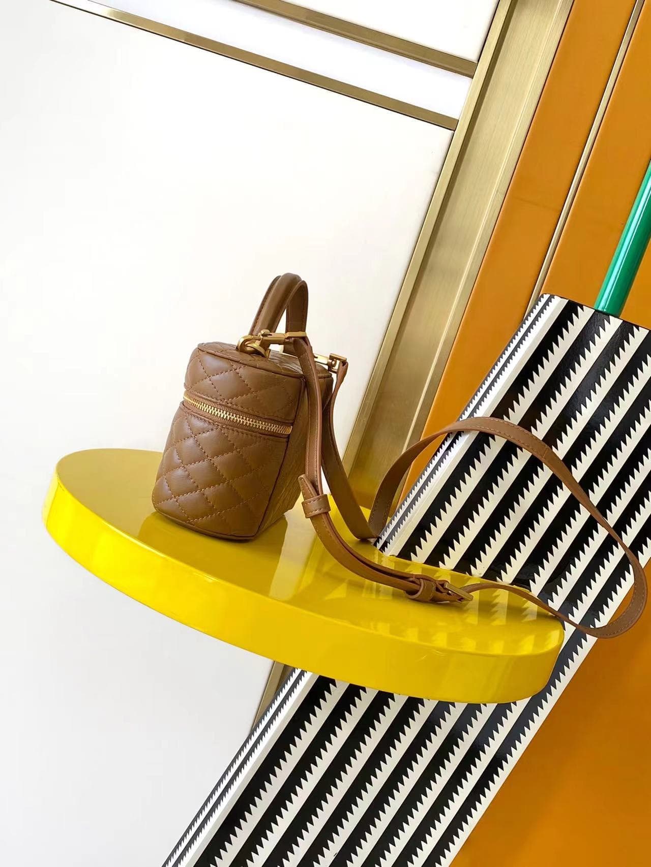 GABY VANITY BAG LAMBSKIN Camel High