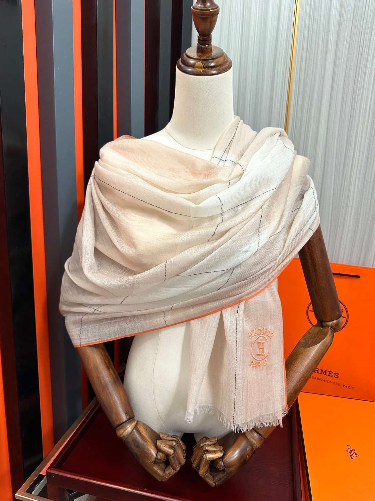 Hermes Libris stole cashmere and silk