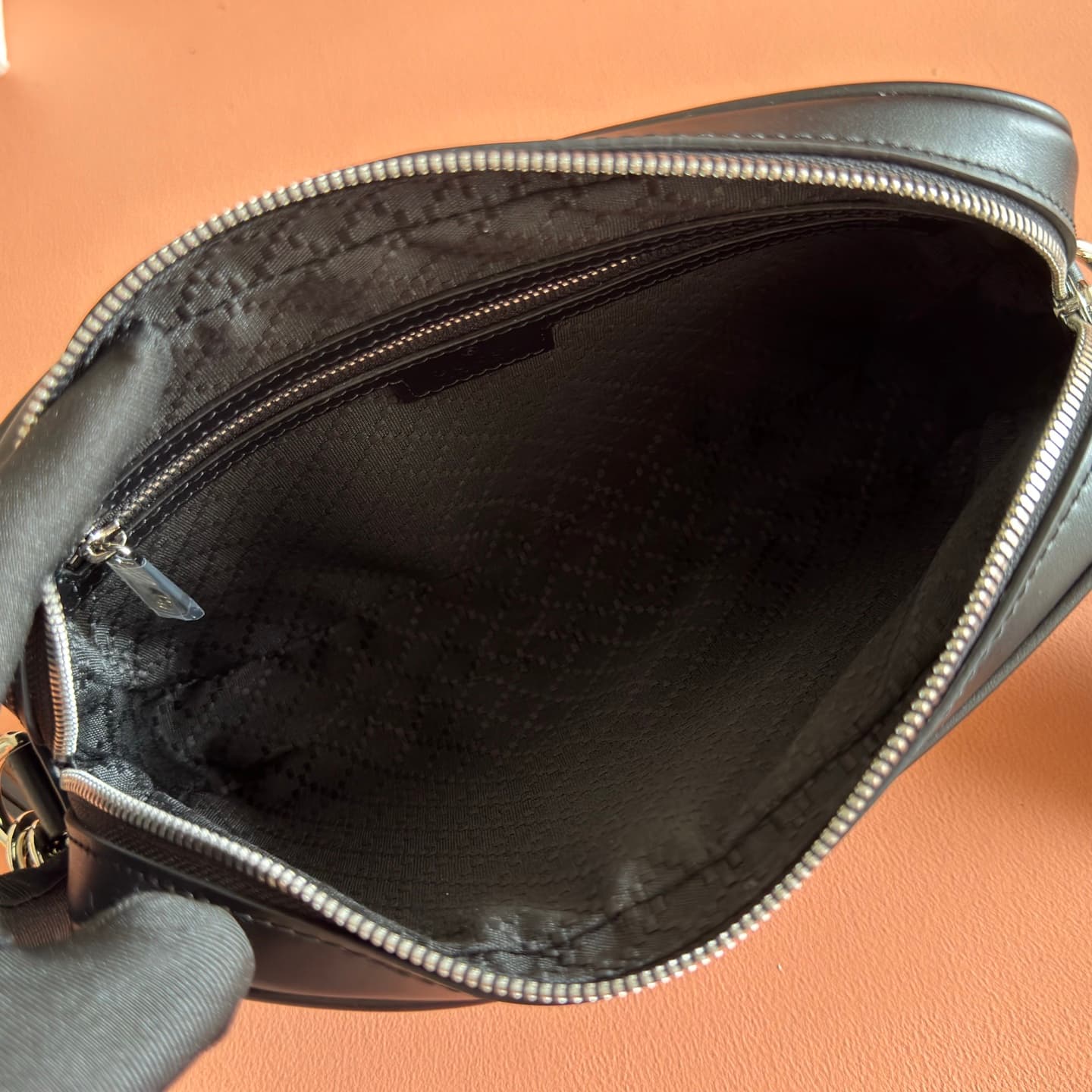 Gucci Web Trademark small crossbody bag Black soft leather ‎866982 High