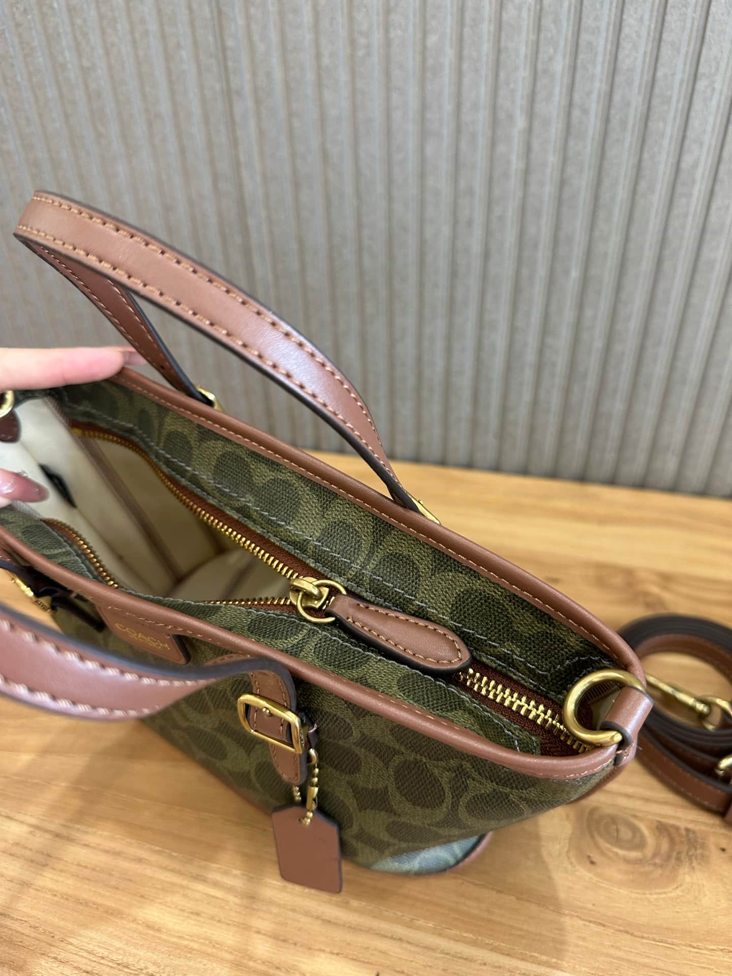 Coach Taxi Tote Bag 21 in Signature Canvas High