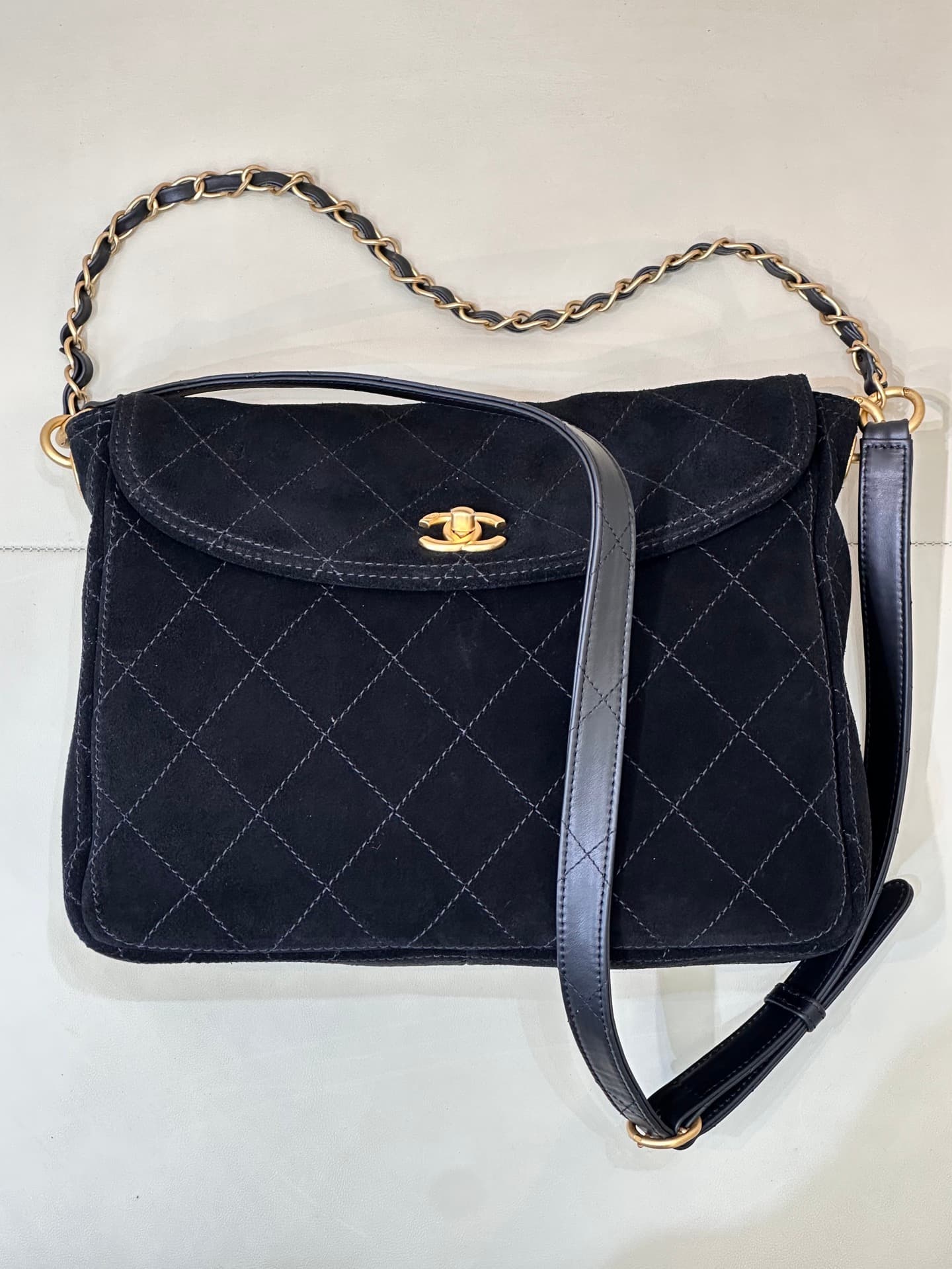 Chanel Matelasse Suede Shoulder Bag& Gold-Tone Metal Black AS5883 TOP