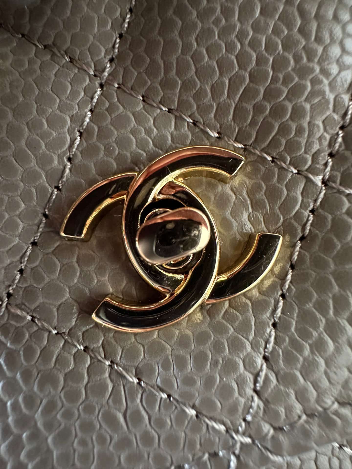 Chanel Classic Wallet on Chain Grained Shiny Calfskin & Gold-Tone Metal AP4241 Grey High