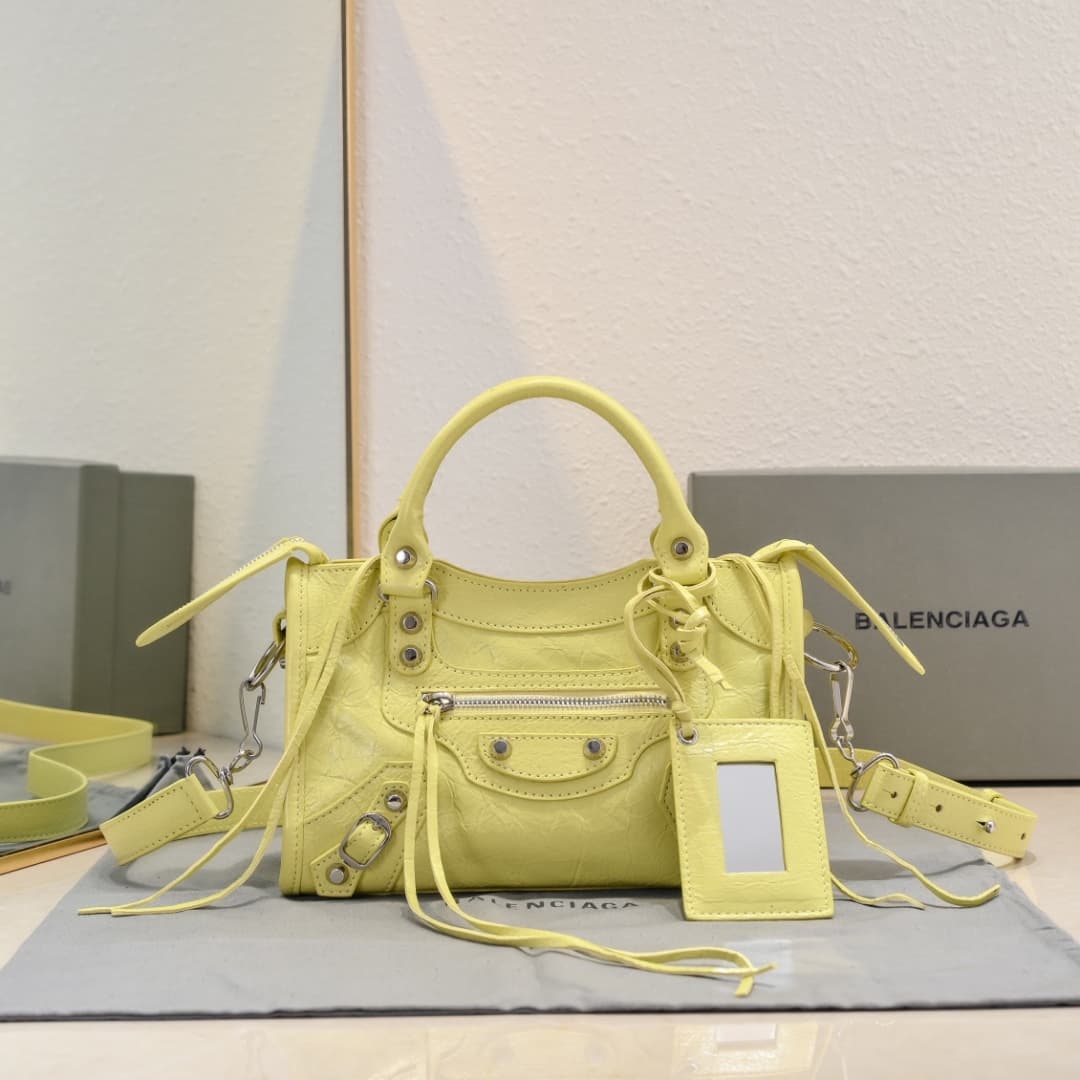 WOMEN'S LE CITY MINI BAG Lambskin & Silver Metal High
