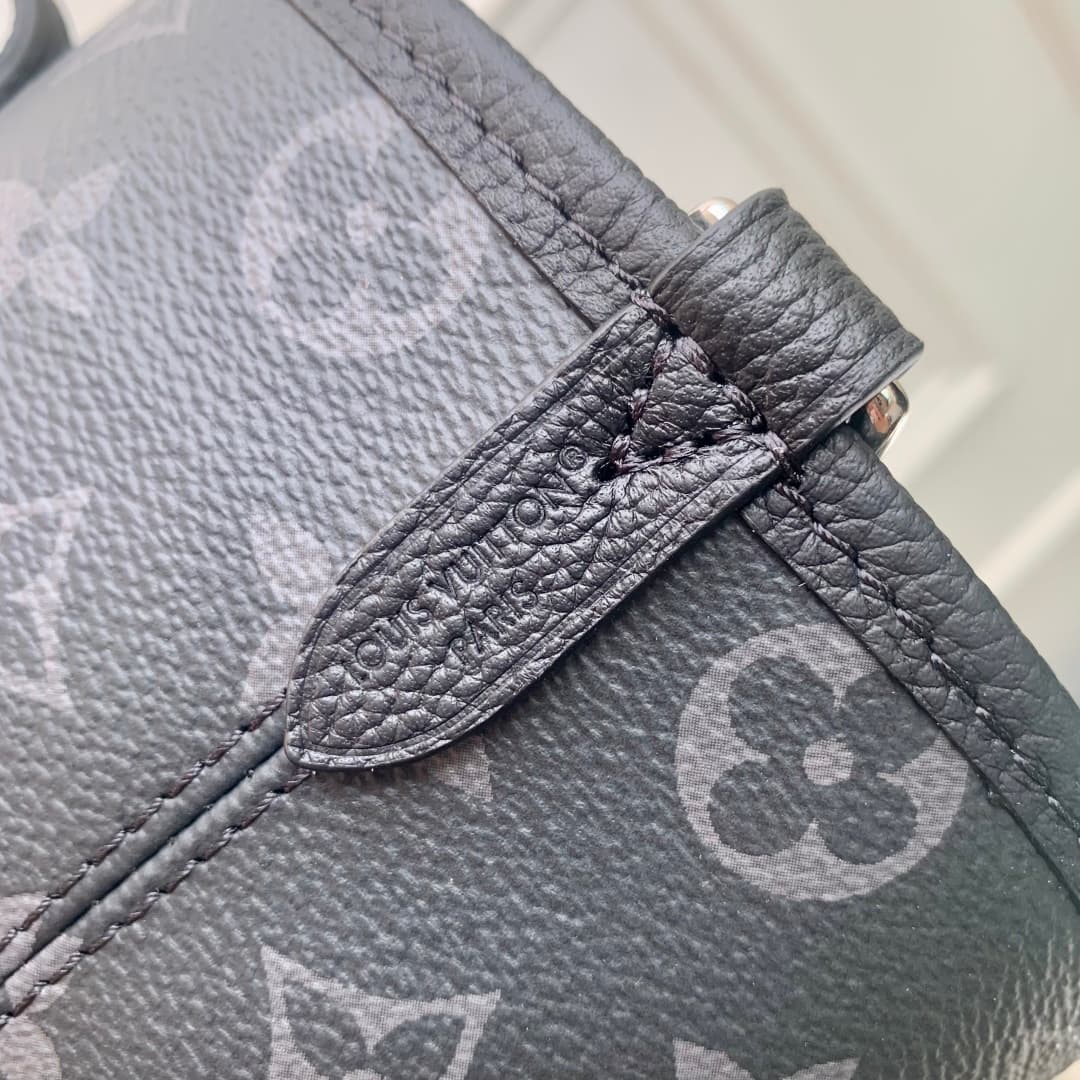 Louis Vuitton Neverfull Bandoulière Inside Out BB M15210 Monogram Eclipse/Black High