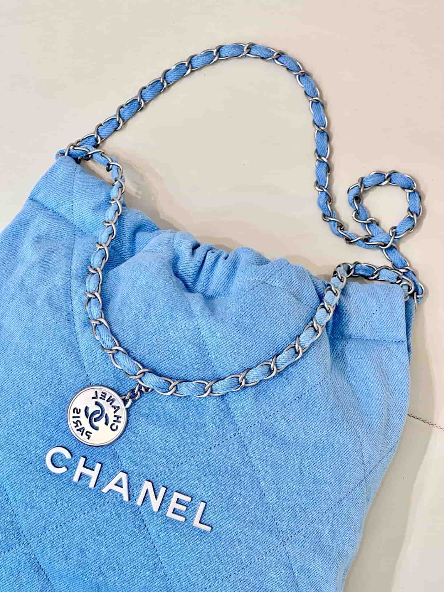 Chanel 22 Small handbag Washed denim & silver-tone metal AS3260 blue TOP
