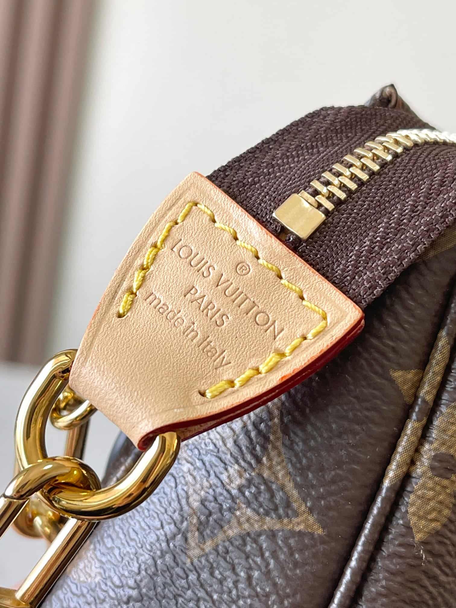 Louis Vuitton x Murakami Pochette Accessoires Monogram coated canvas M13440 Top