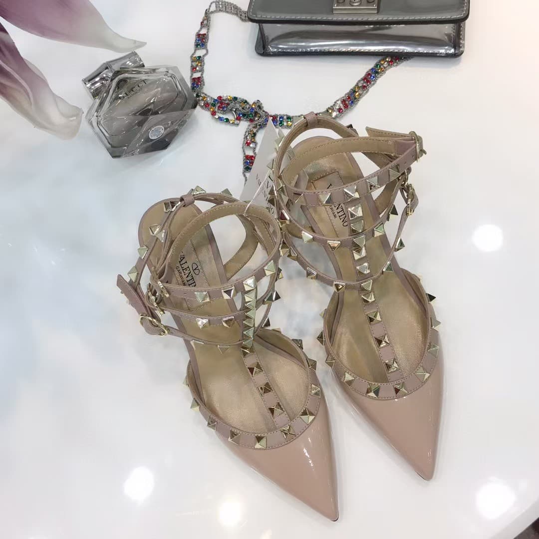 Valentino Rockstud Accents Leather Pump Shoes Women