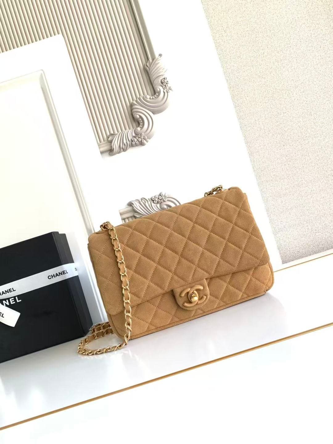 Chanel Classic Flap bag in Brown Suede & Gold-Tone Metal AS5987 A