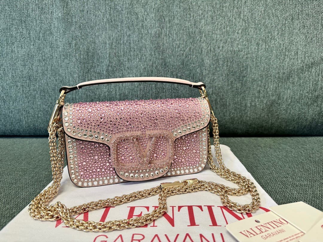 Valentino Garavani VLogo Loco Flap Embellished Leather Shoulder Bag Pink High