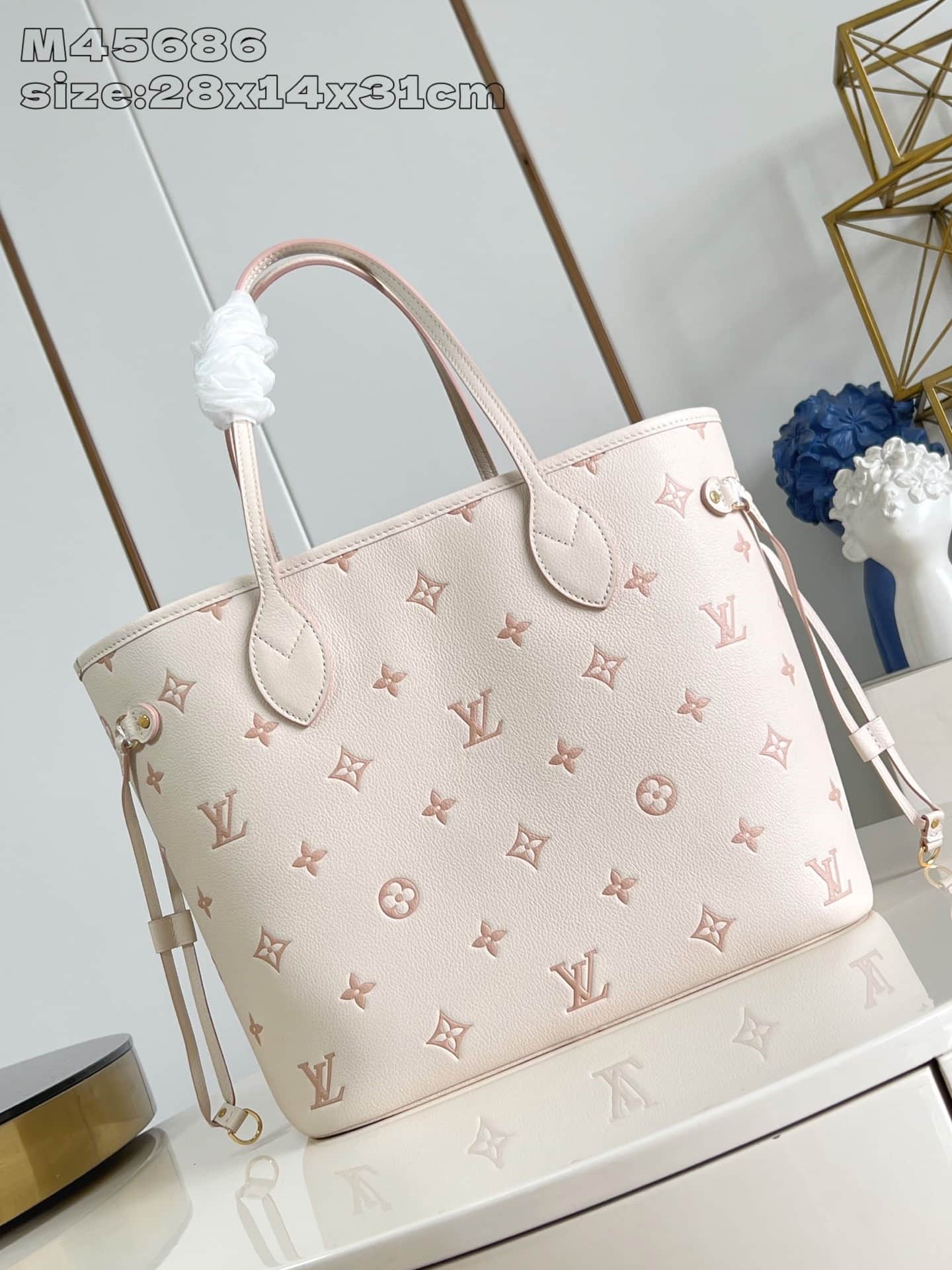 Louis Vuitton Neverfull MM Debossed grained cowhide leather M14285 Eden High