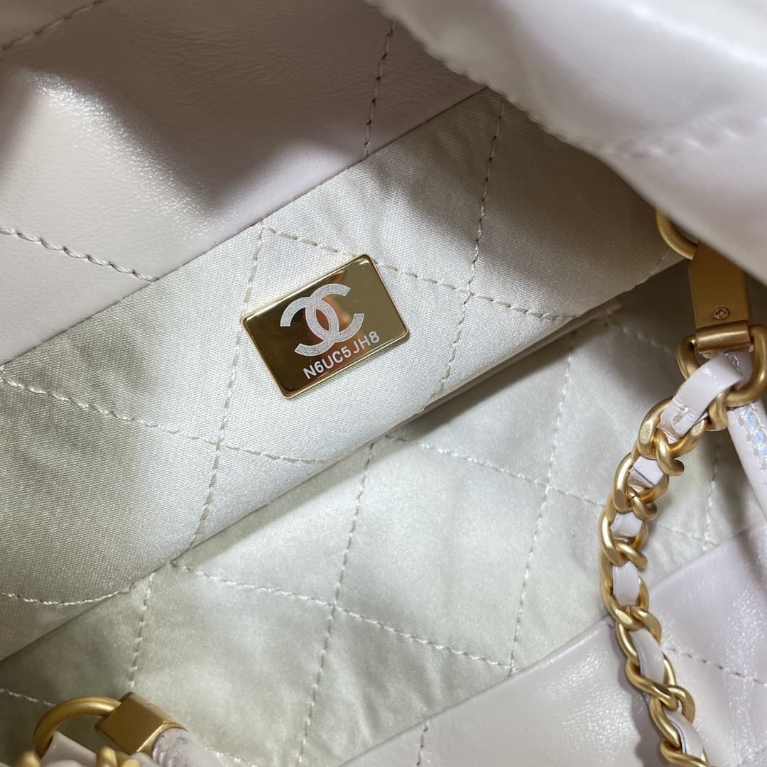 Chanel 22 MINI HANDBAG Shiny Calfskin Cream & Gold-Tone Metal AS3980 High
