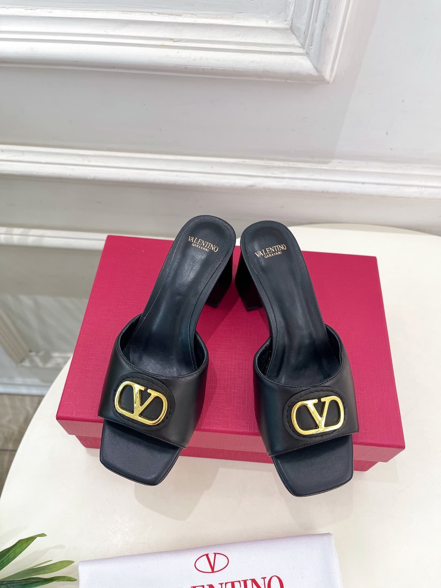 Valentino Garavani VLOGO Signature Slide Sandal Shoes Women