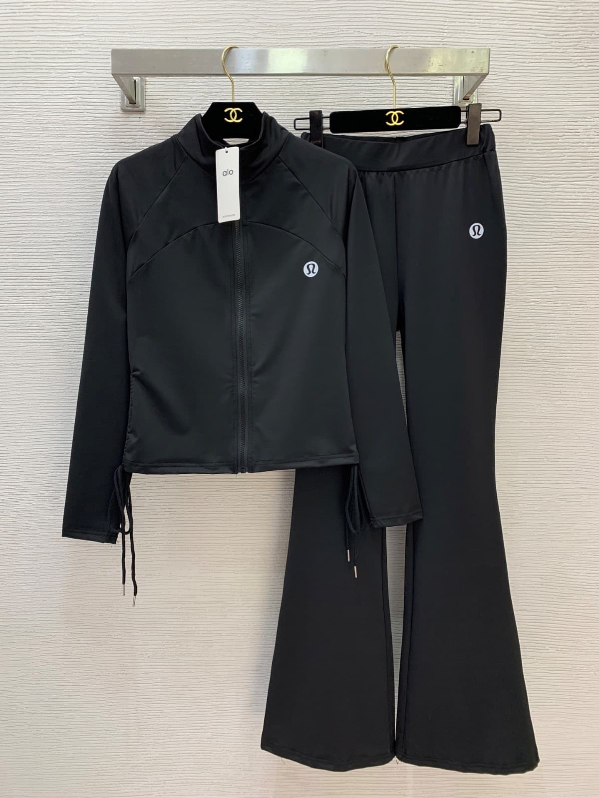 ALO two-piece athletic set