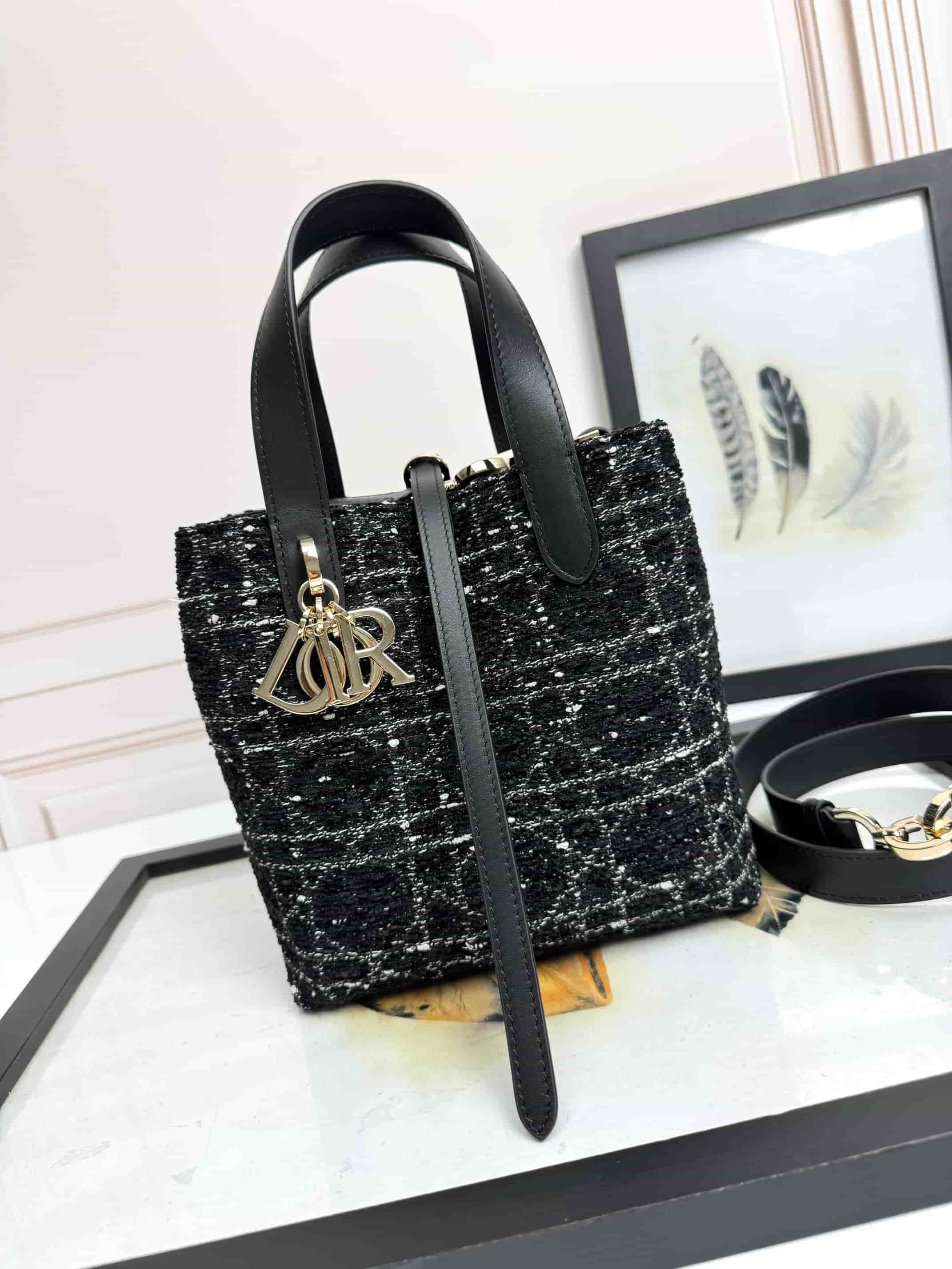 Small Dior Toujours Vertical Tote Bag Black Tweed with White Cannage Motif M2835 High