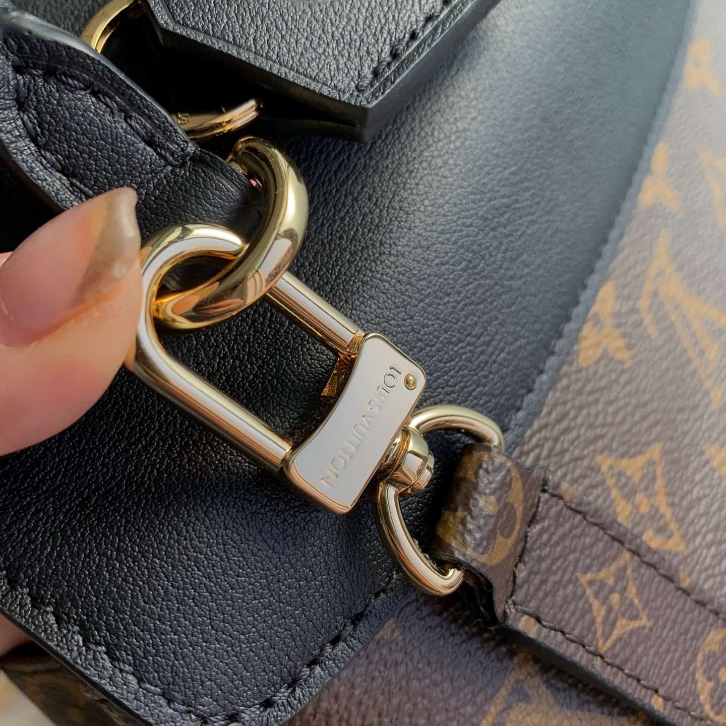Louis Vuitton Madeleine BB Monogram M27511 High