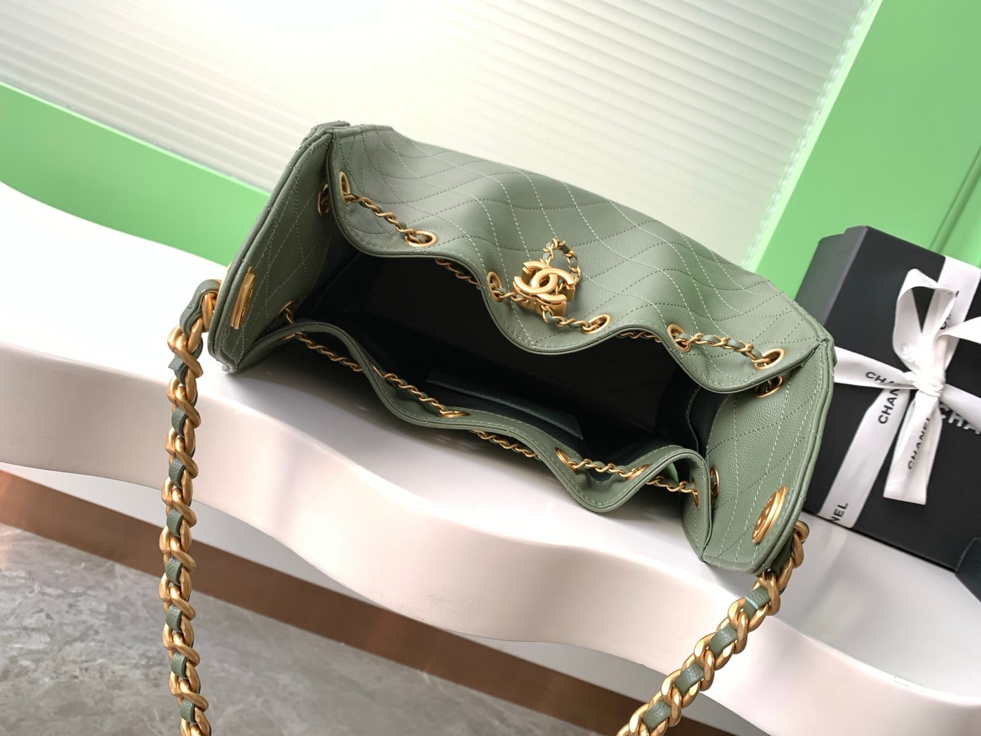 Chanel 25 Medium Hobo Medium handbag AS5311 Grained Calfskin & Gold-tone Metal Green A