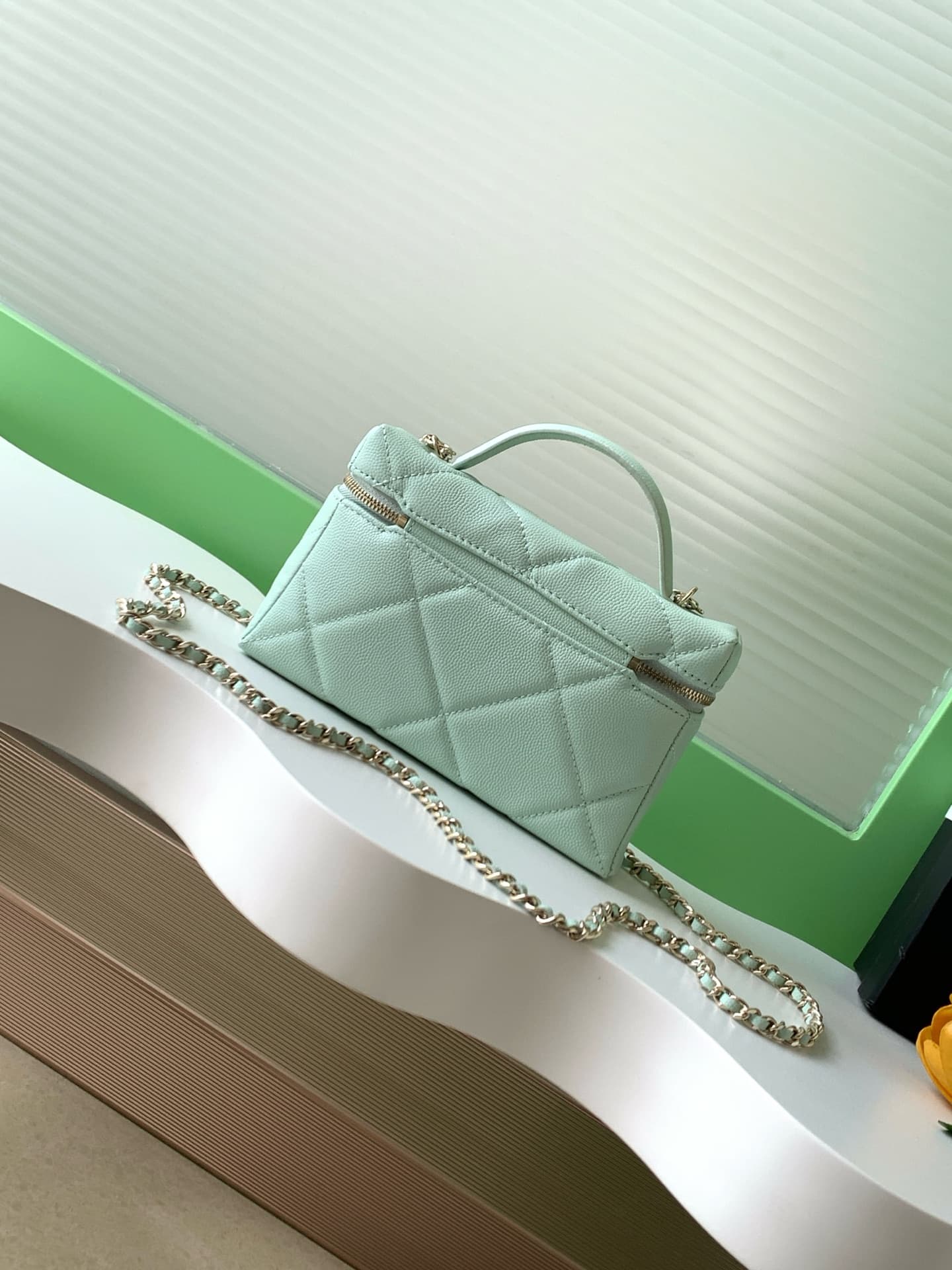 Chanel Vanity with Chain Grained Shiny Calfskin & Gold-Tone Metal Light Green AP4936 A