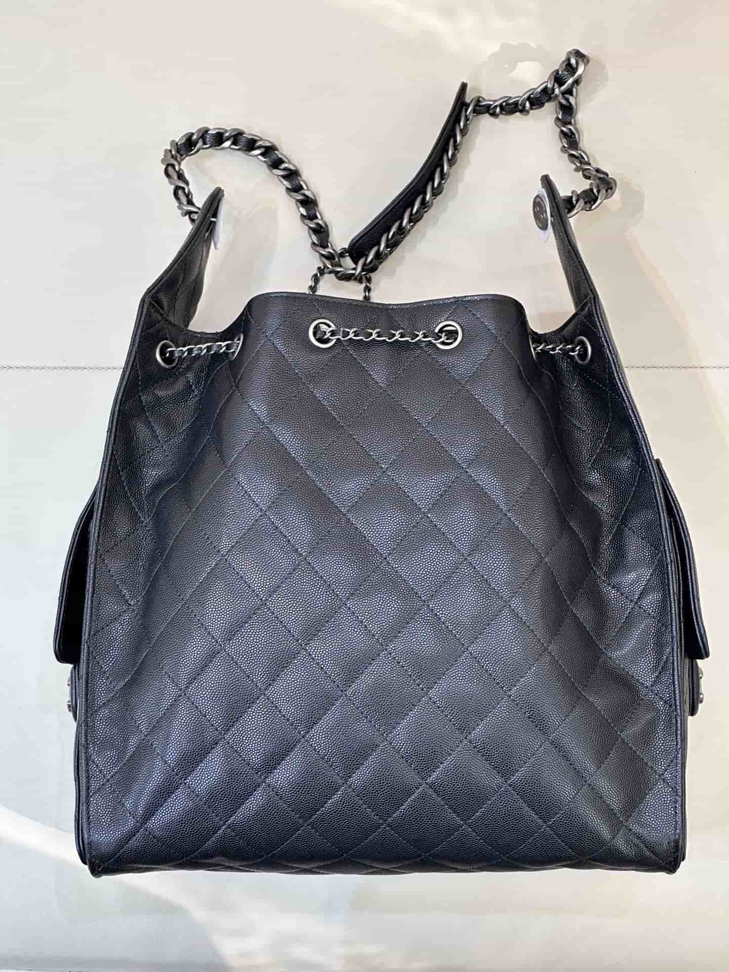 Chanel 25 Medium Hobo handbag AS5311 Grained Calfskin & Silver-tone Metal Black TOP
