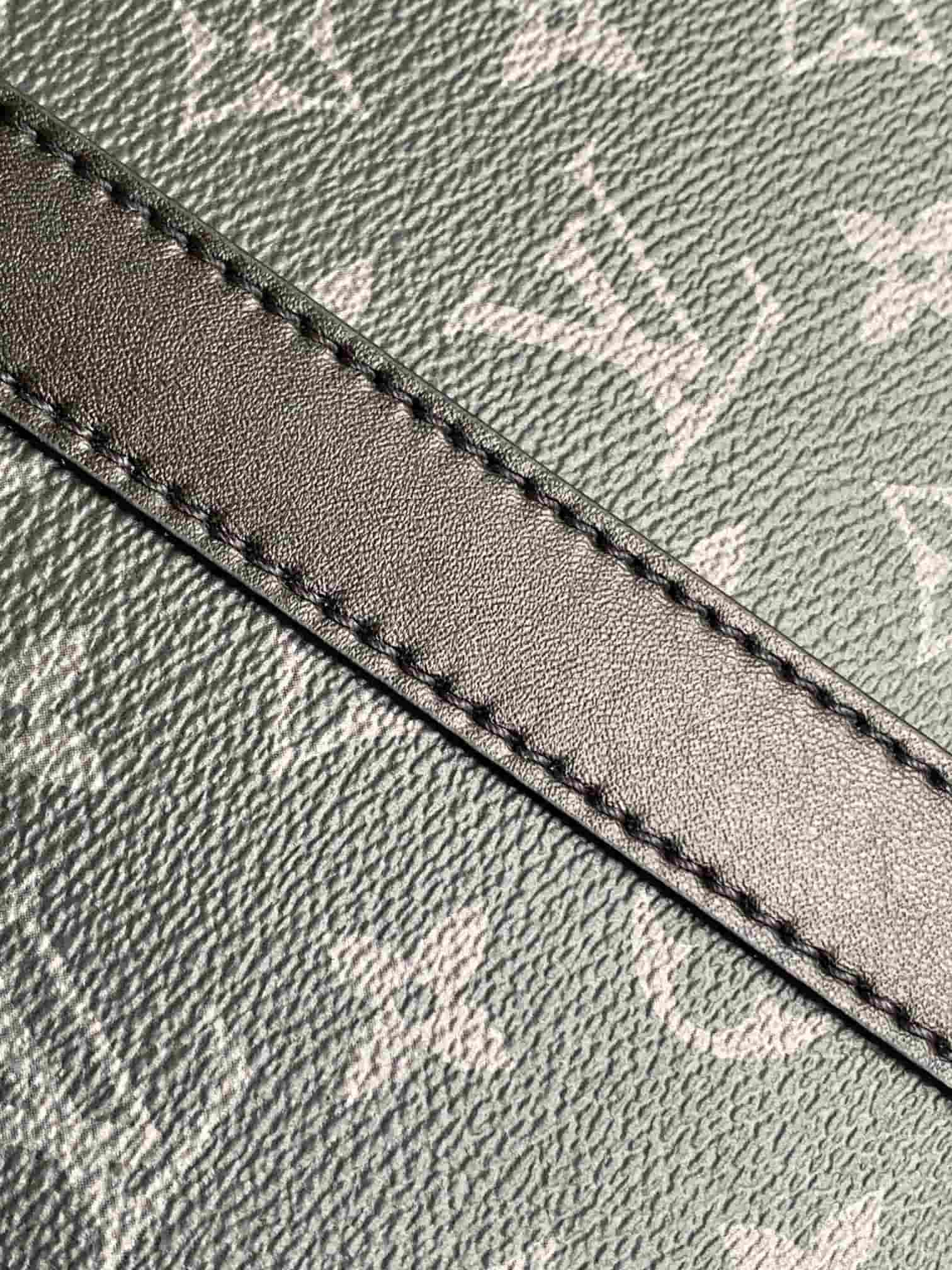 Louis Vuitton Sac Plat Monogram Eclipse coated canvas M46452 High