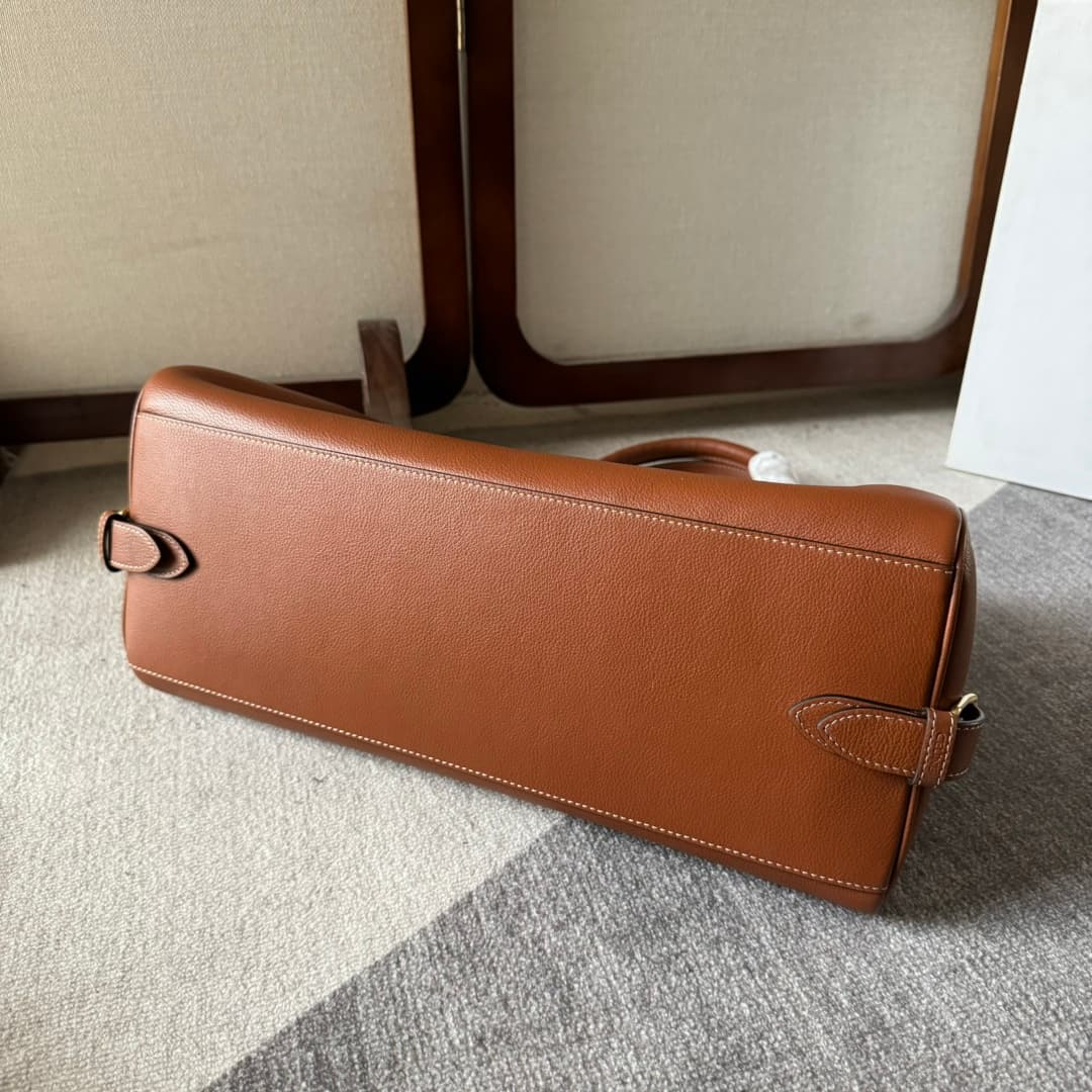 Celine Medium Appoline Bag in Supple Calfskin Tan High