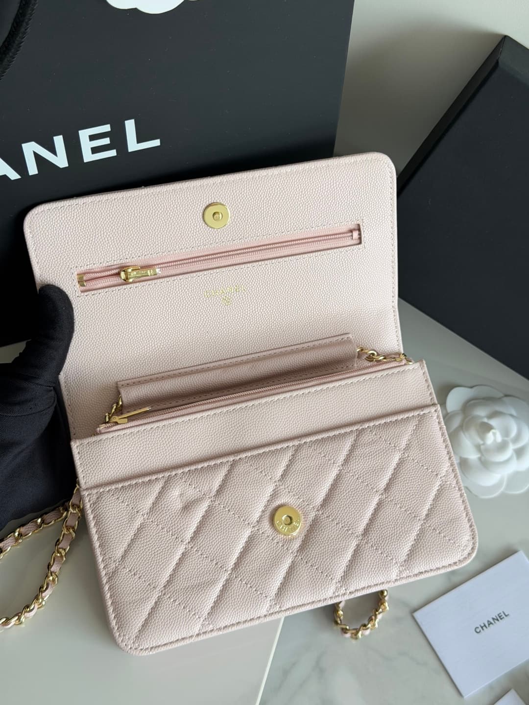 Chanel Wallet on Chain Shiny Grained Calfskin Strass & Gold-Tone Metal Pink AP5073 High