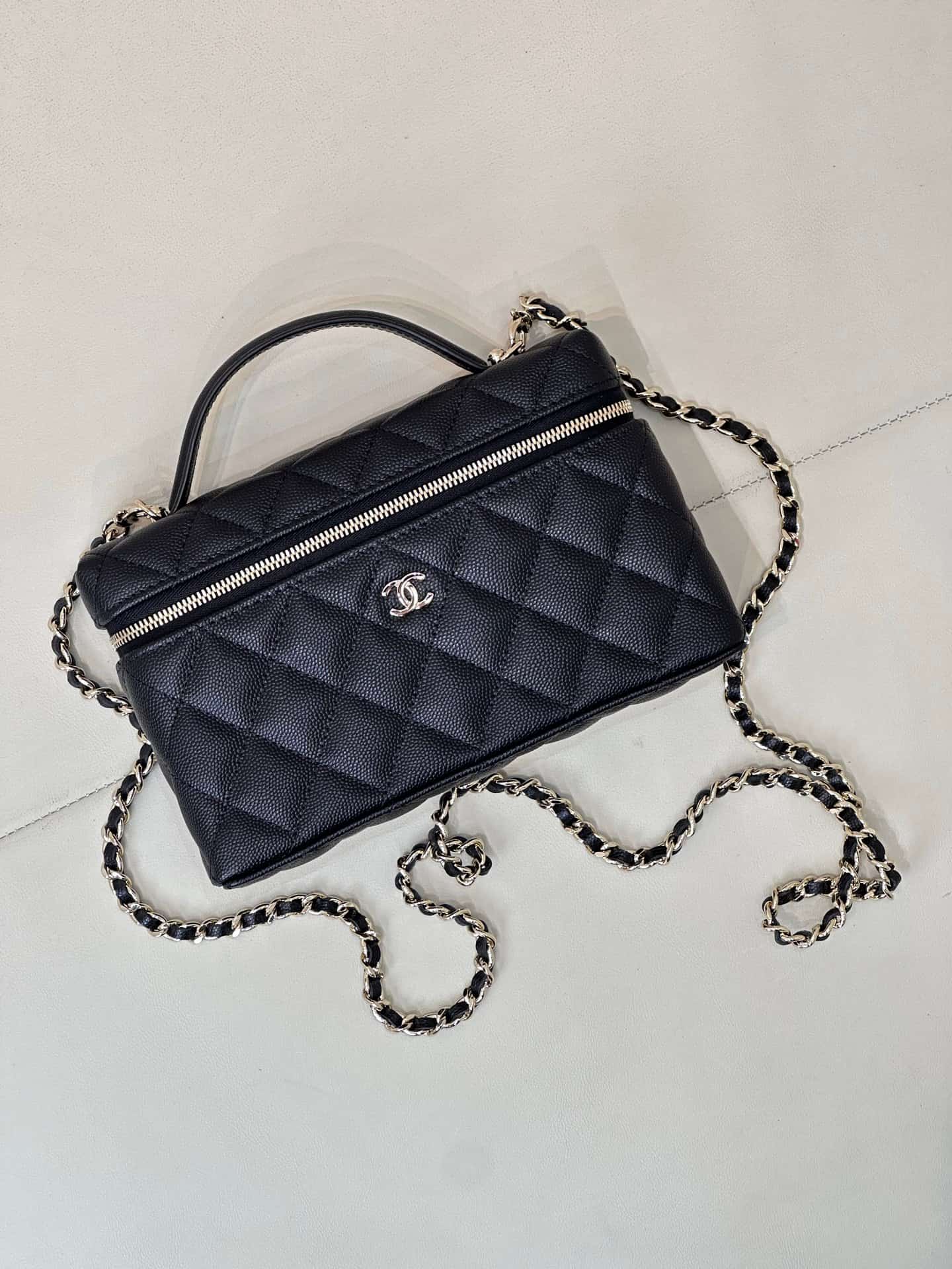 Chanel Classic Vanity with Chain Grained Calfskin & Gold-Tone Metal Black AP4385 TOP