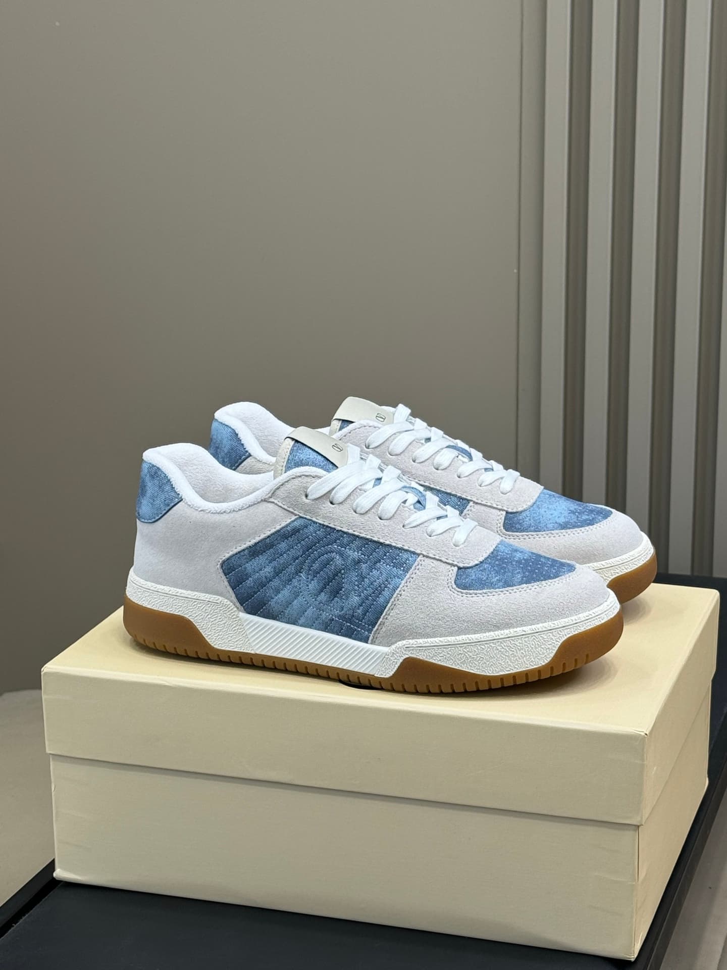 Valentino Sparry Sneaker In Split Shoes Men Women