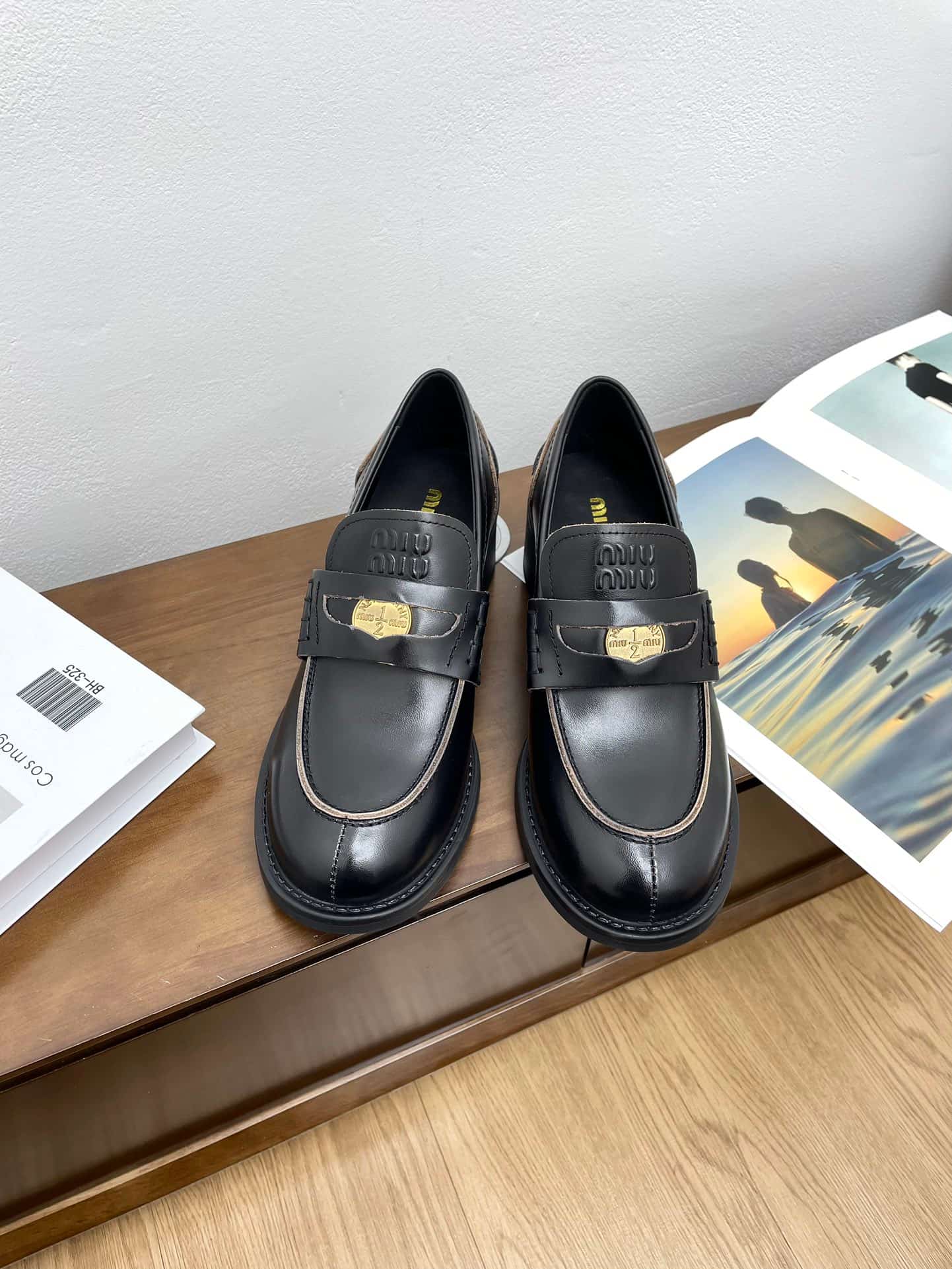 Miu Miu plaque Leather Loafer Shoes Women