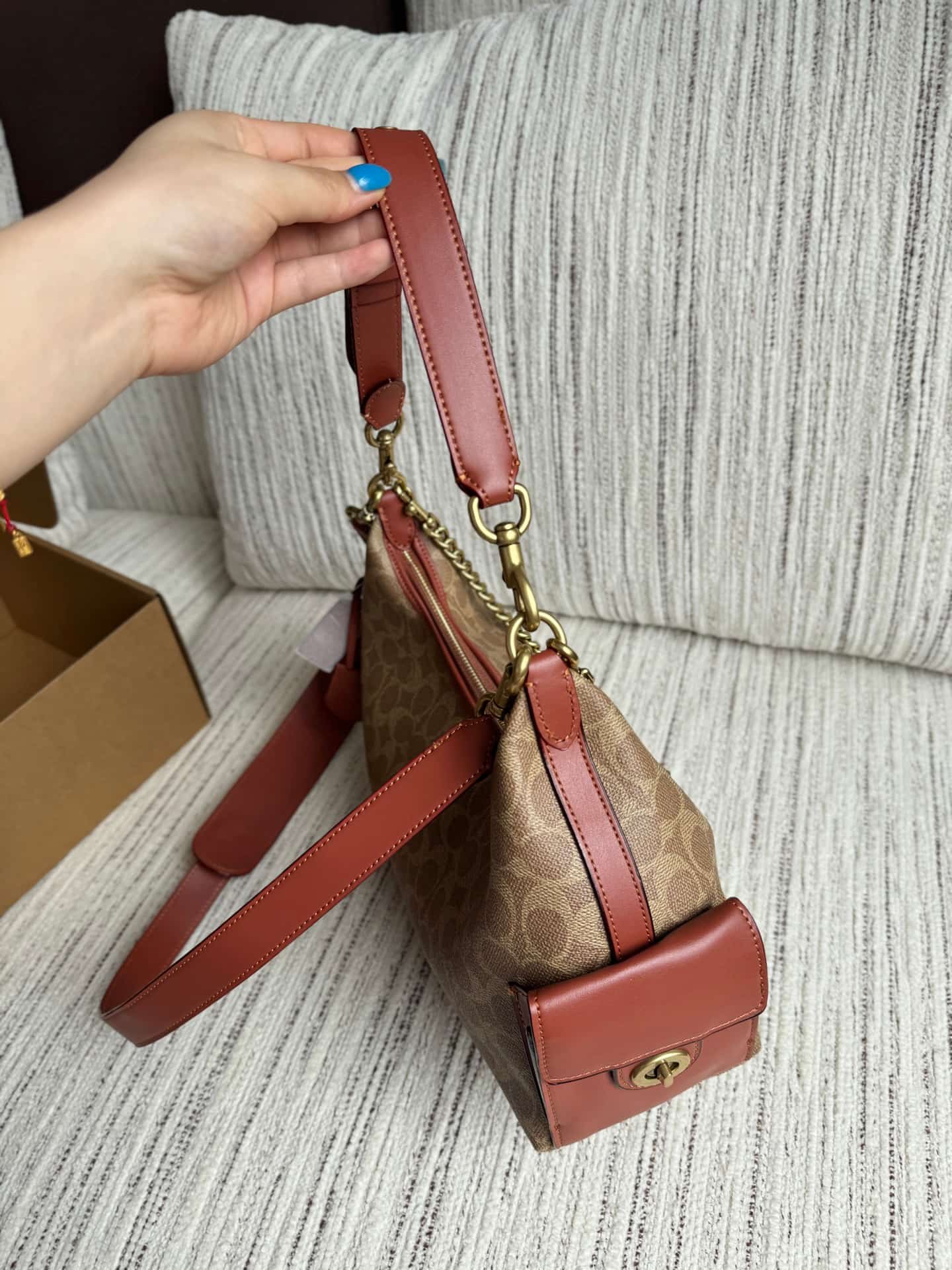 Coach Pocket Juliet Shoulder Bag 30 in Signature Canvas High