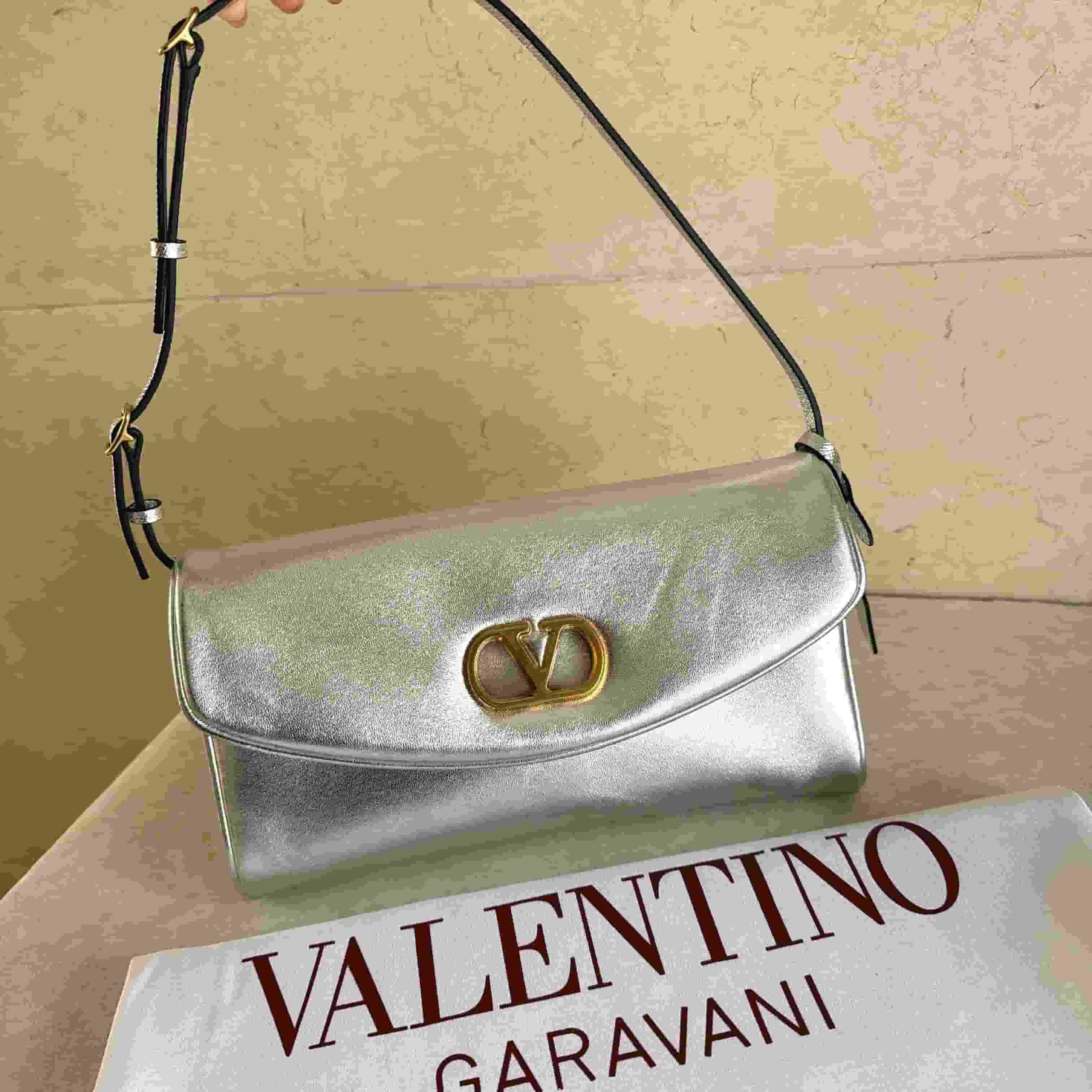 Valentino Garavani DeVain Small Shoulder Bag in Laminated Nappa Leather High