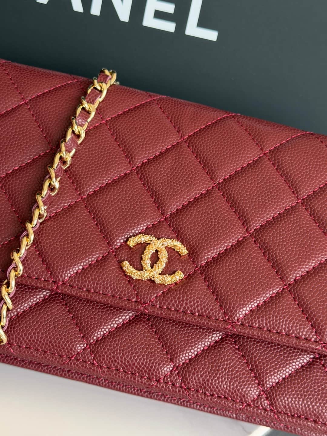 Chanel Wallet on Chain Shiny Grained Calfskin Strass & Gold-Tone Metal Red AP5073 High