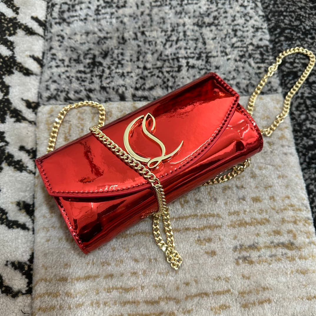 Christian Louboutin Loubi54 patent leather shoulder bag in red High
