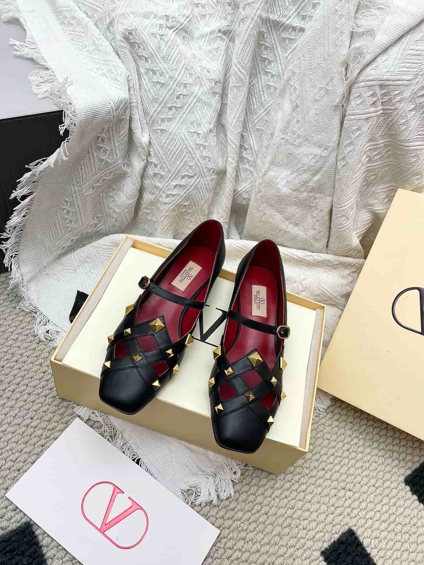 Valentino Garavani Studdy Leather Mary Jane Shoes Women
