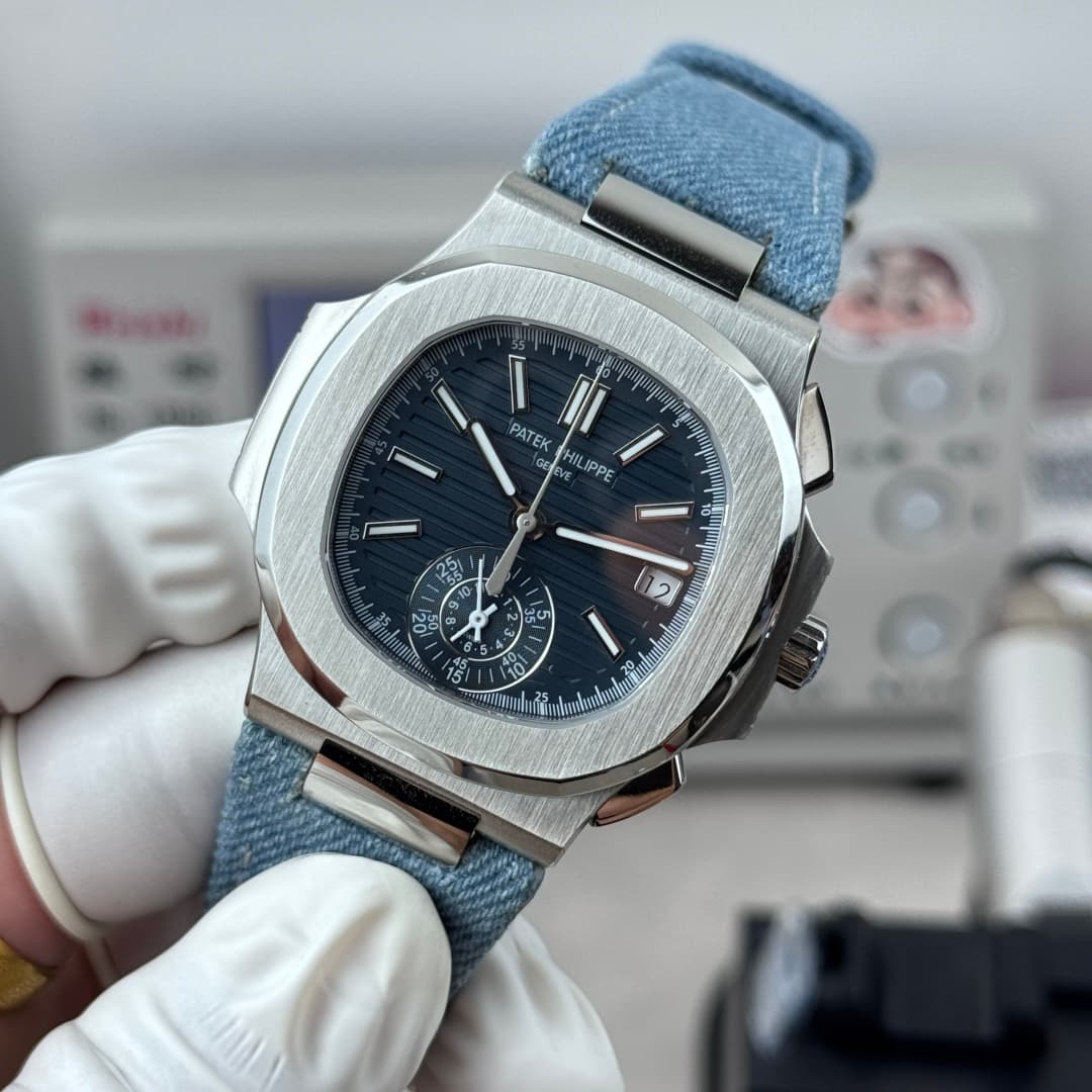Patek Philippe Nautilus 5980/60G-001 WATCH TOP