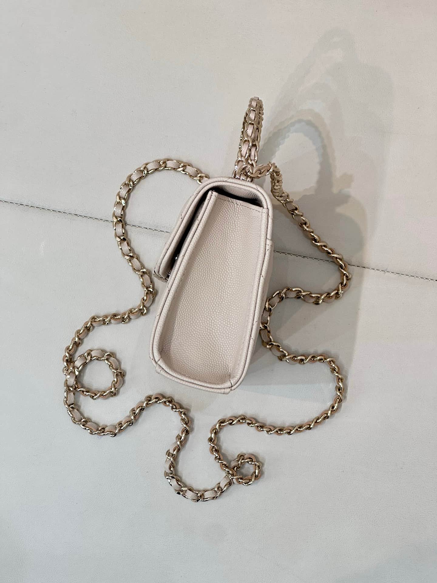 Chanel Clutch with chain Grained Calfskin&Gold-Tone Metal Beige AP3236 TOP