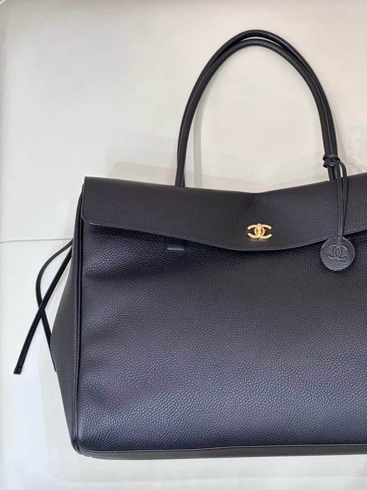 Chanel Large Shopping Bag Grained Calfskin & Gold-Tone Metal Black AS6289 TOP