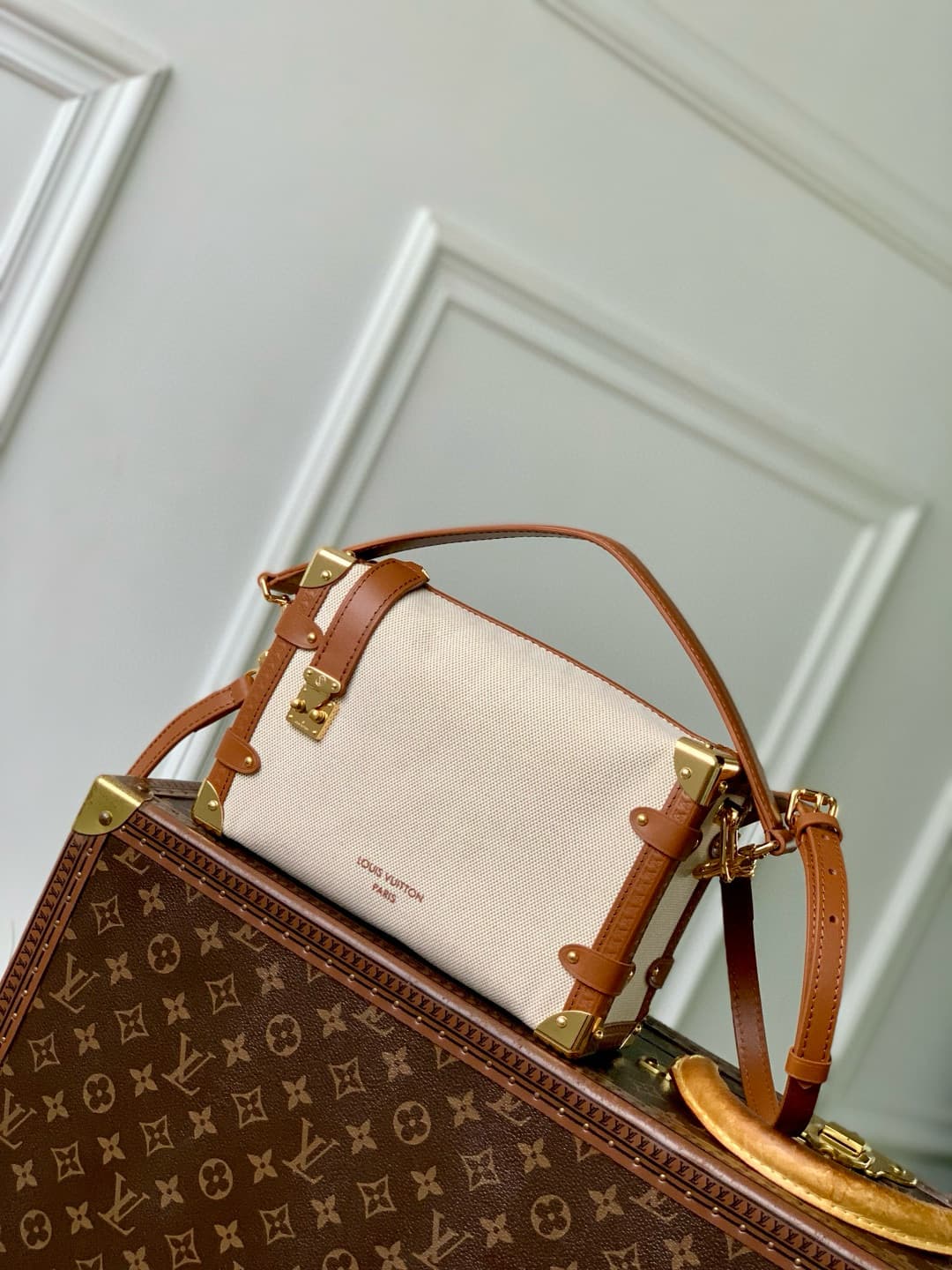 Louis Vuitton Side Trunk MM Ecru/Cognac Cotton and cowhide leather M14411 High