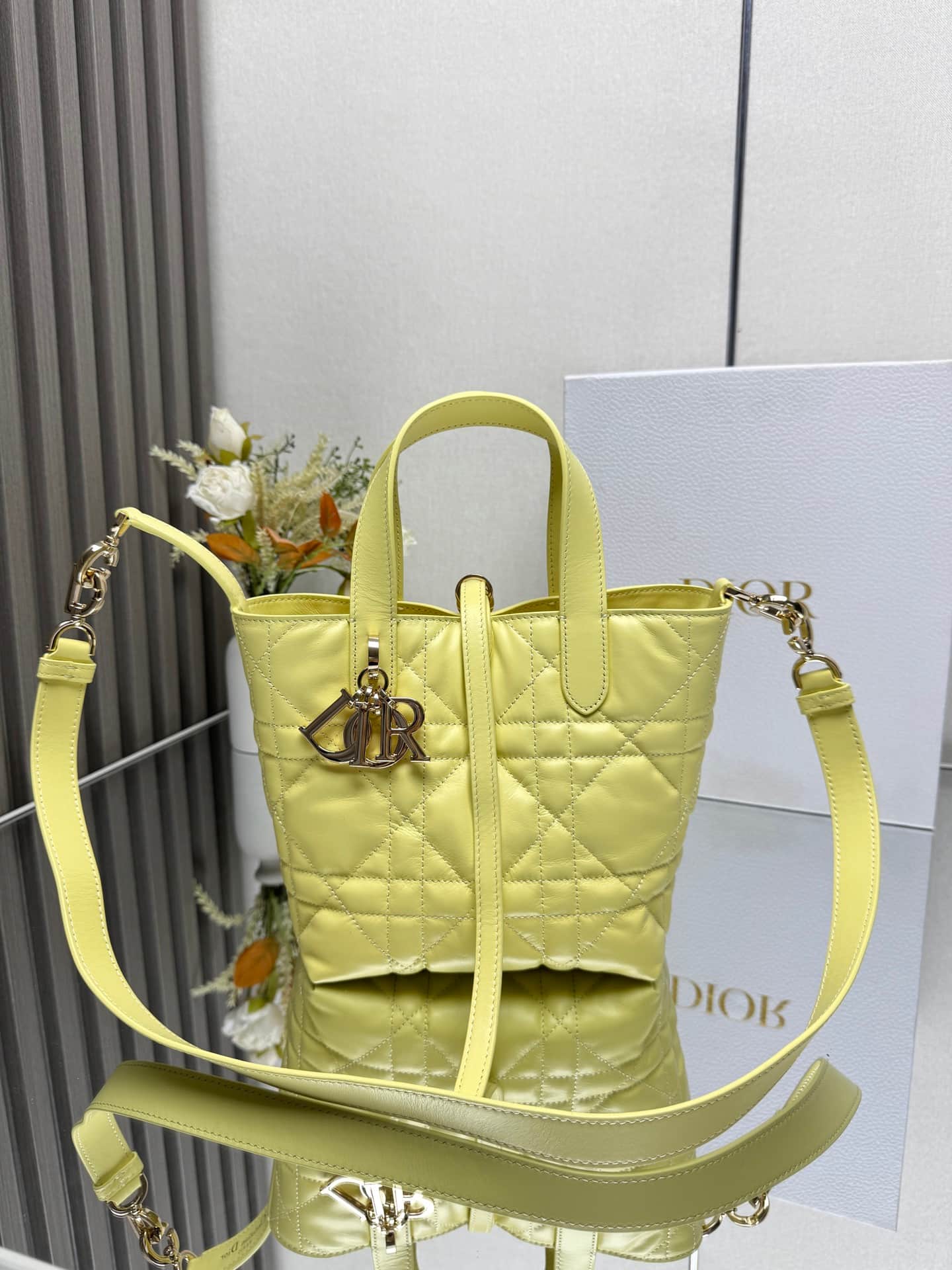 Small Dior Toujours Vertical Tote Bag Mimosa Macrocannage Calfskin M2835 High