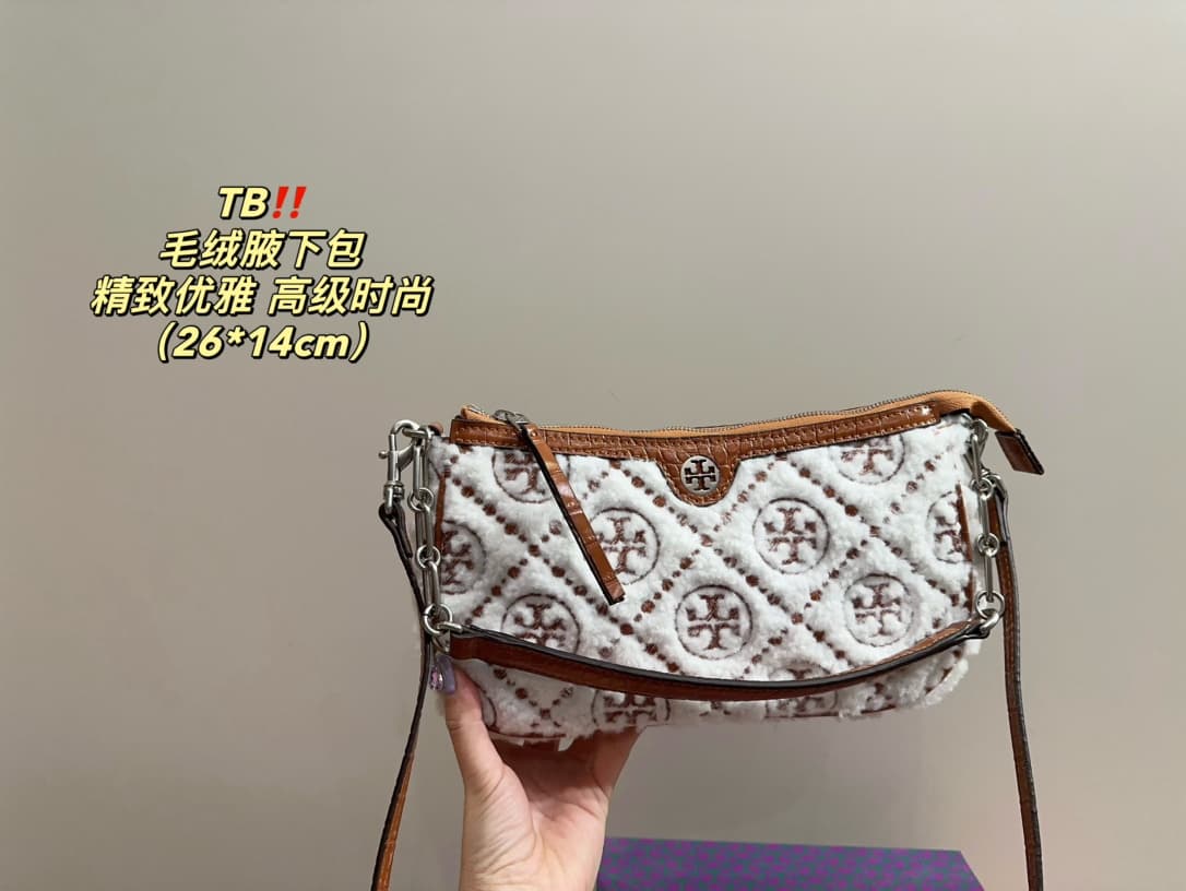 Tory Burch T MONOGRAM Shoulder Bag