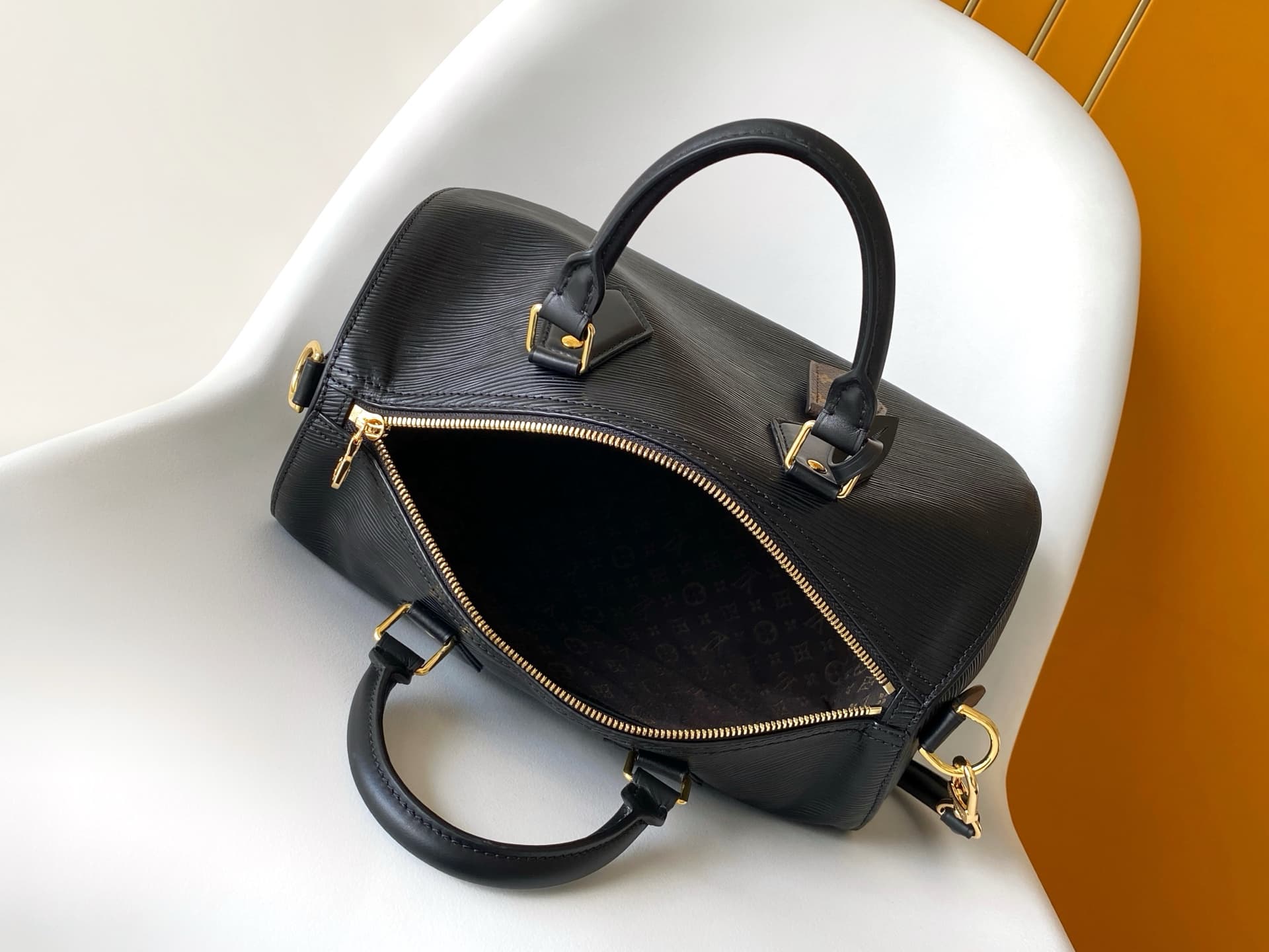 Louis Vuitton Speedy Soft 30 Black Calfskin leather M25671 High