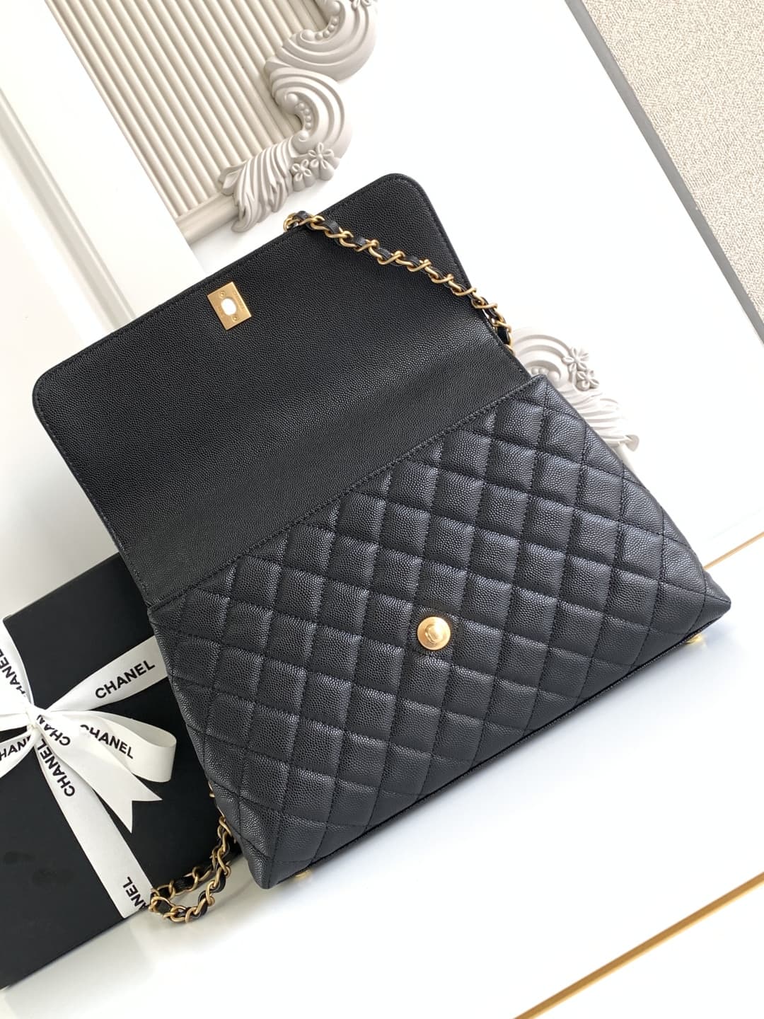 Medium FLAP BAG WITH TOP HANDLE Grained Calfskin A92991 Black-binding Gold Metal A