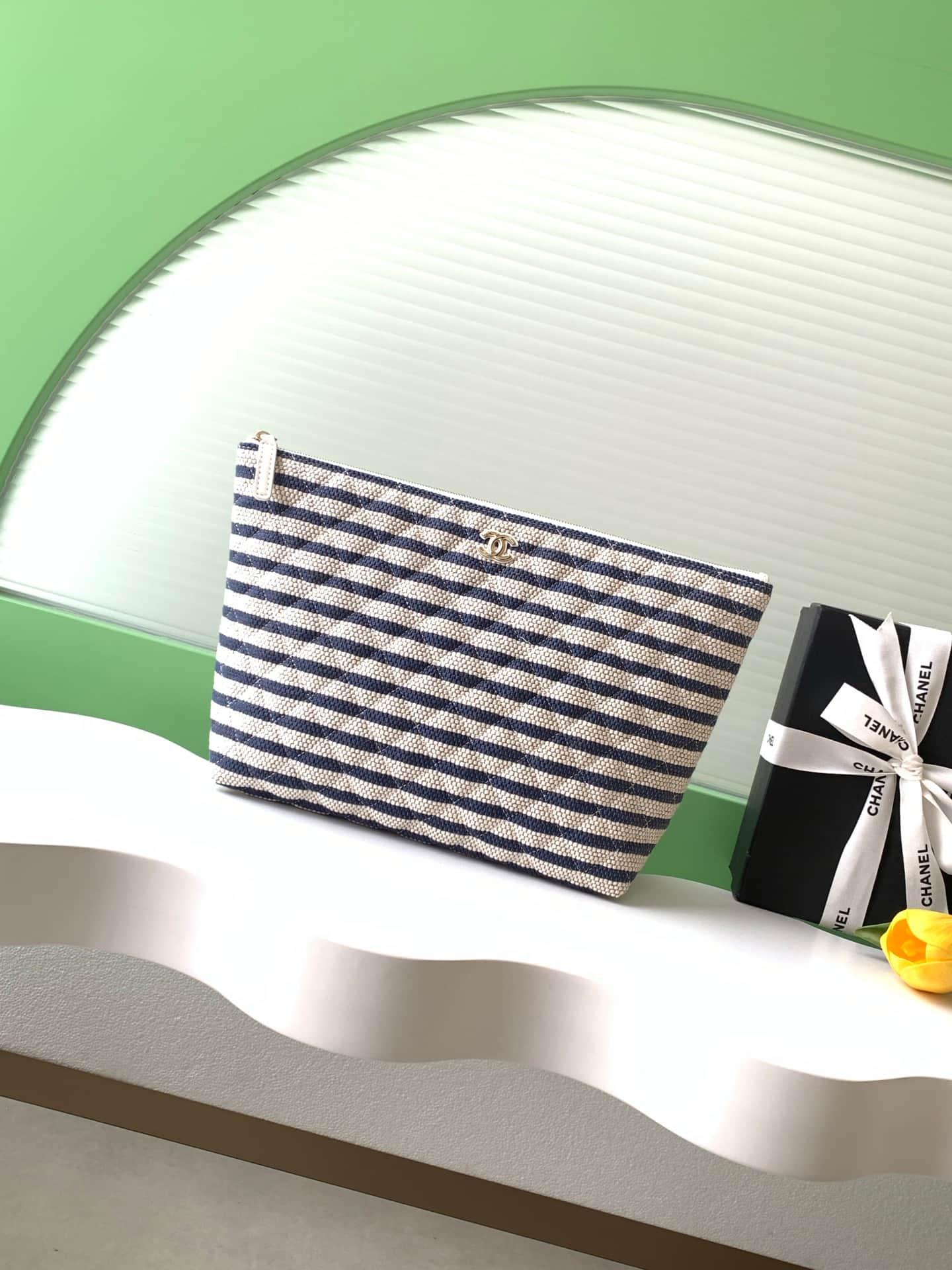 Chanel Zipped Case Printed Fabric & Gold-Tone Metal Blue & White AS4988 A