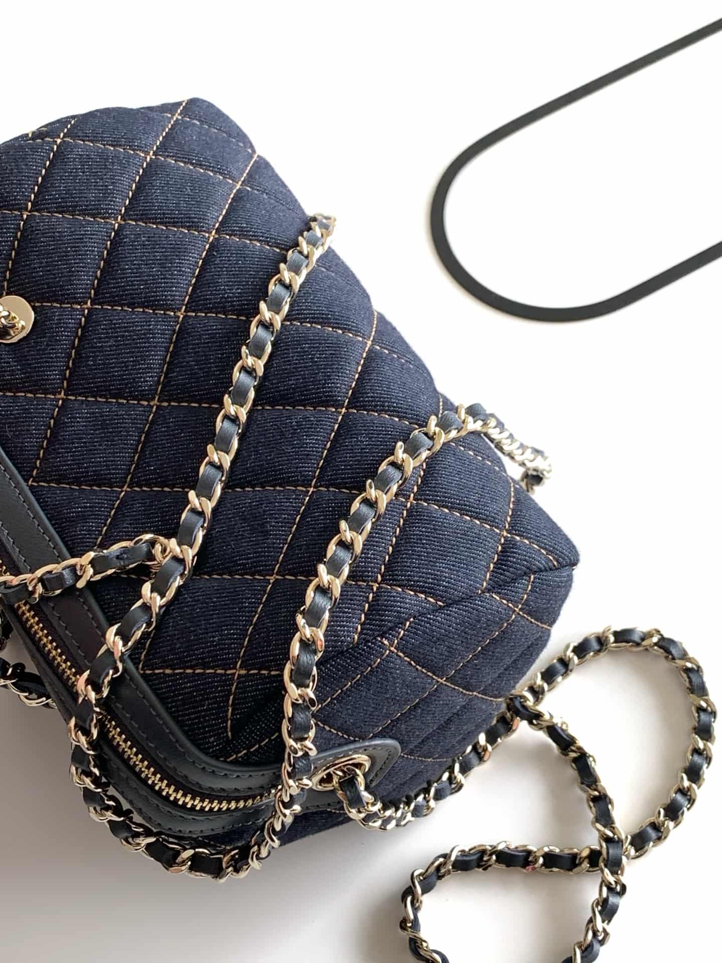 Chanel Clutch with Chain Dark Blue Denim & Gold-Tone Metal AP4986 A
