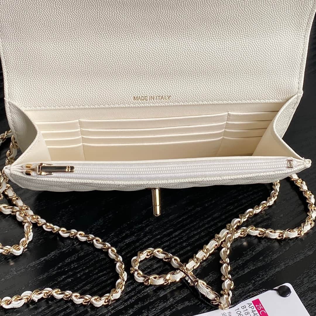 Chanel Mini Flap Clutch with Chain AP4406Grained Calfskin & Gold-Tone Metal White A