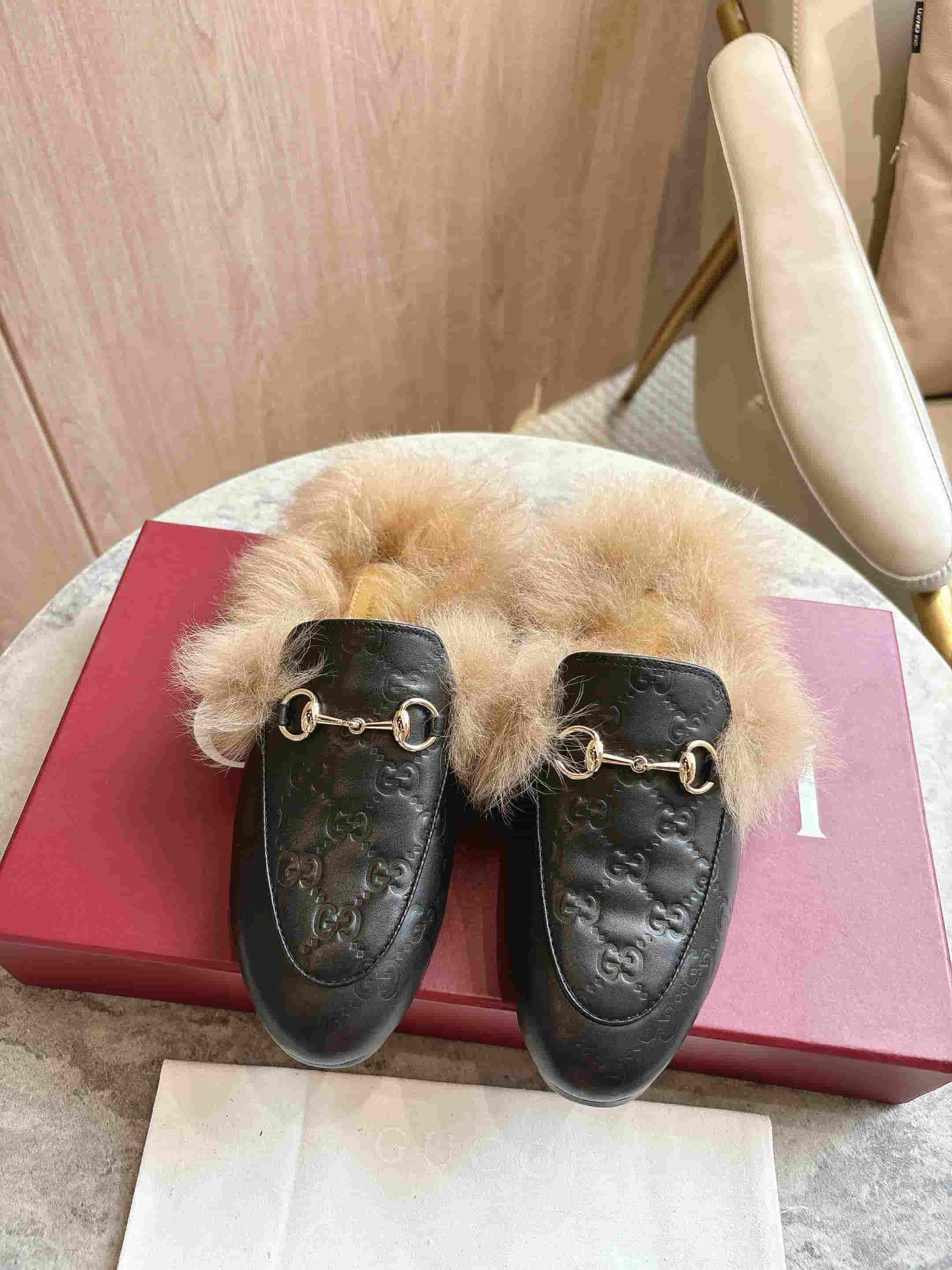 Gucci Women's mule Shoes with Horsebit