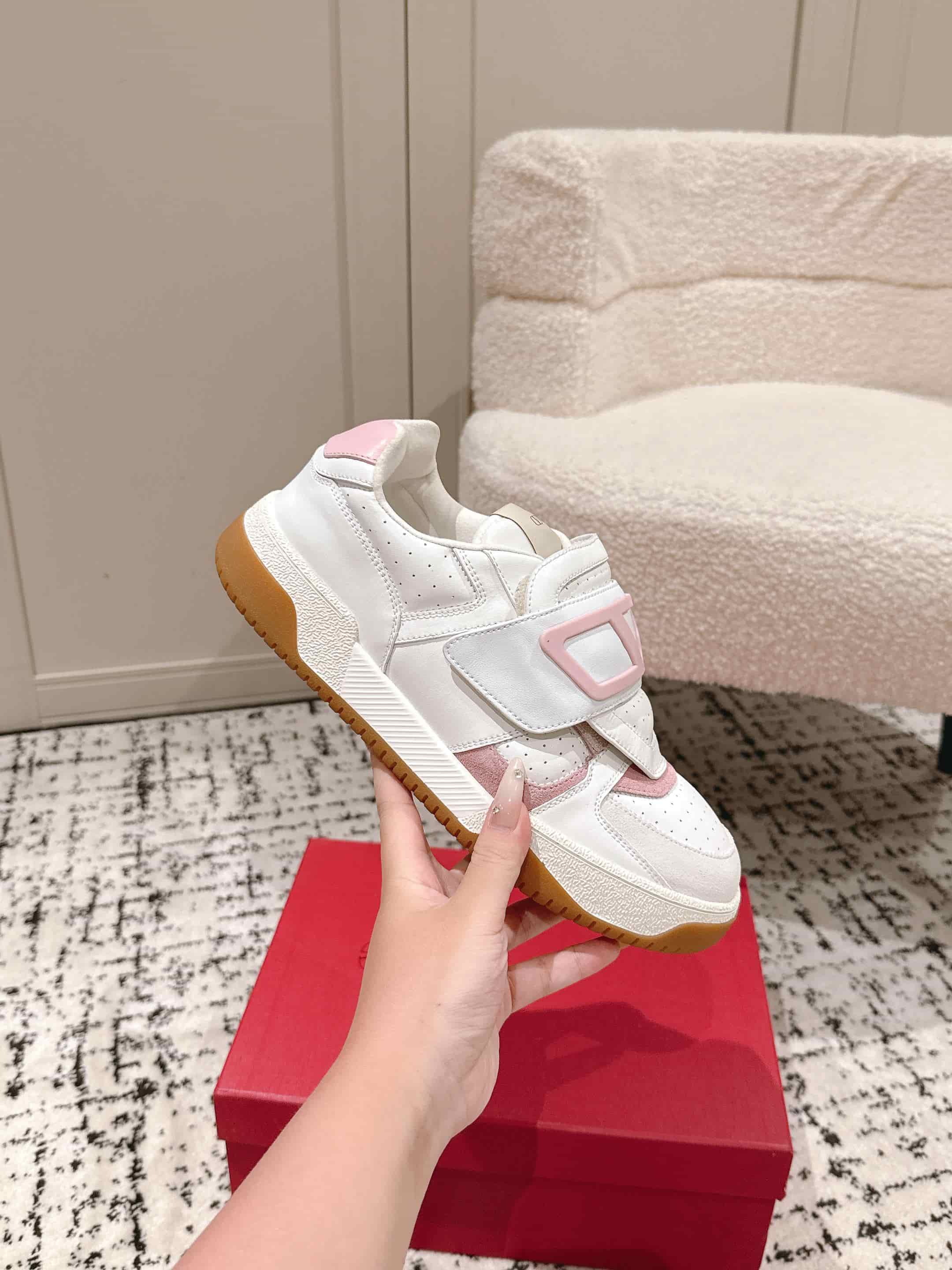 Valentino Joie De Jouer Low Top Sneaker In Nappa Calfskin Men Women