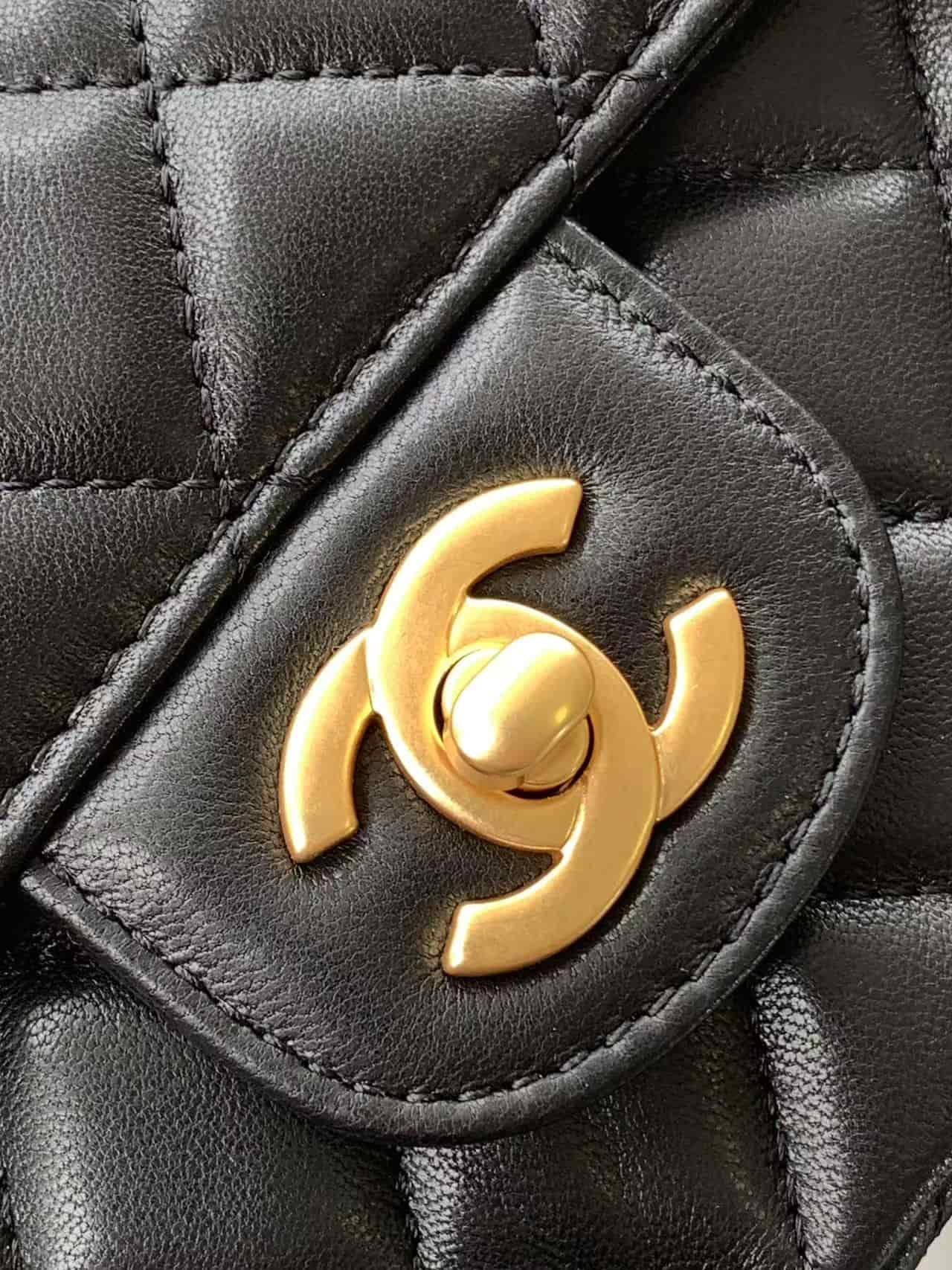 Mini FLAP BAG WITH TOP HANDLE Lambskin Gold-Metal AS5354 Black A